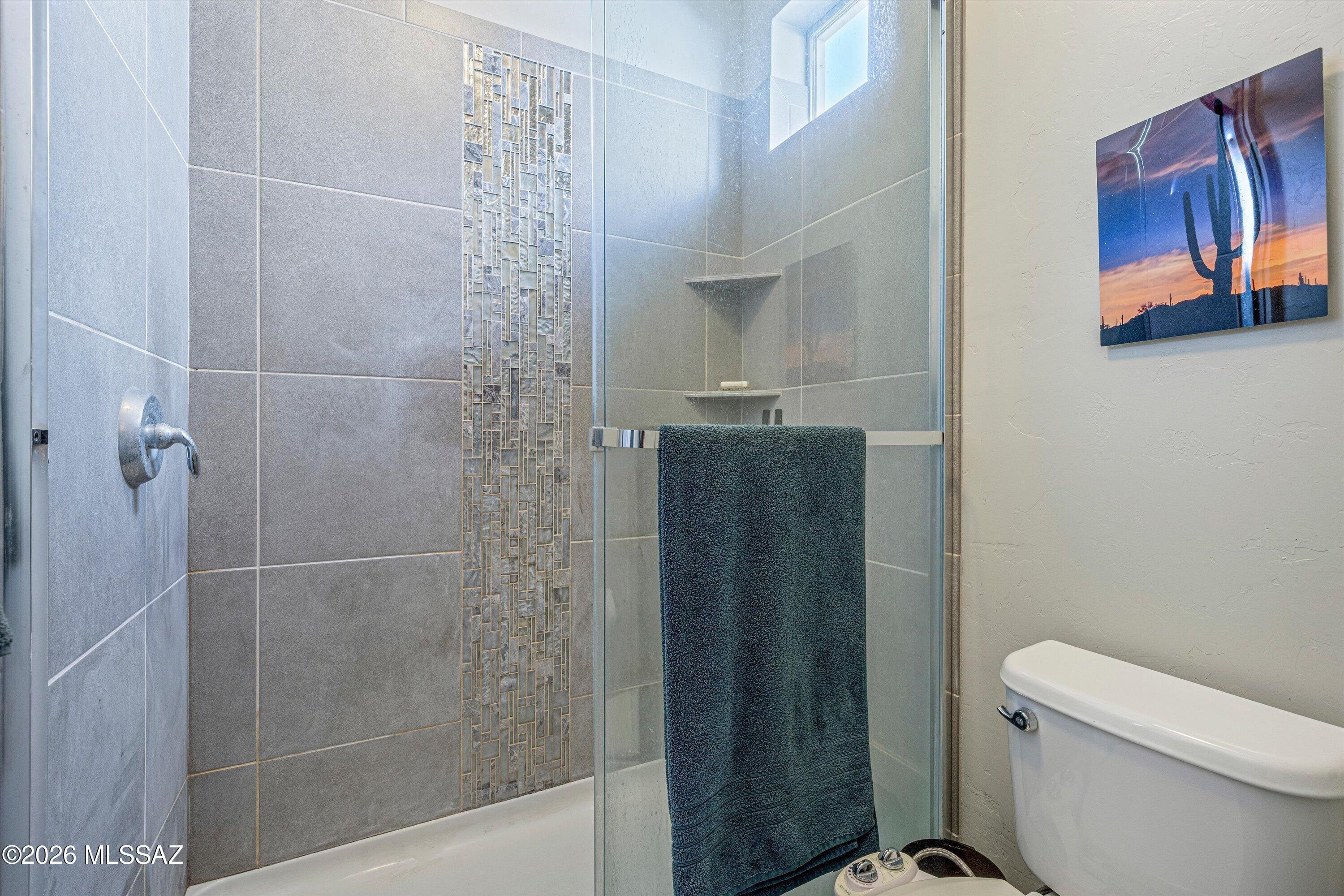 Park Modern SQ20153240738 - Residential