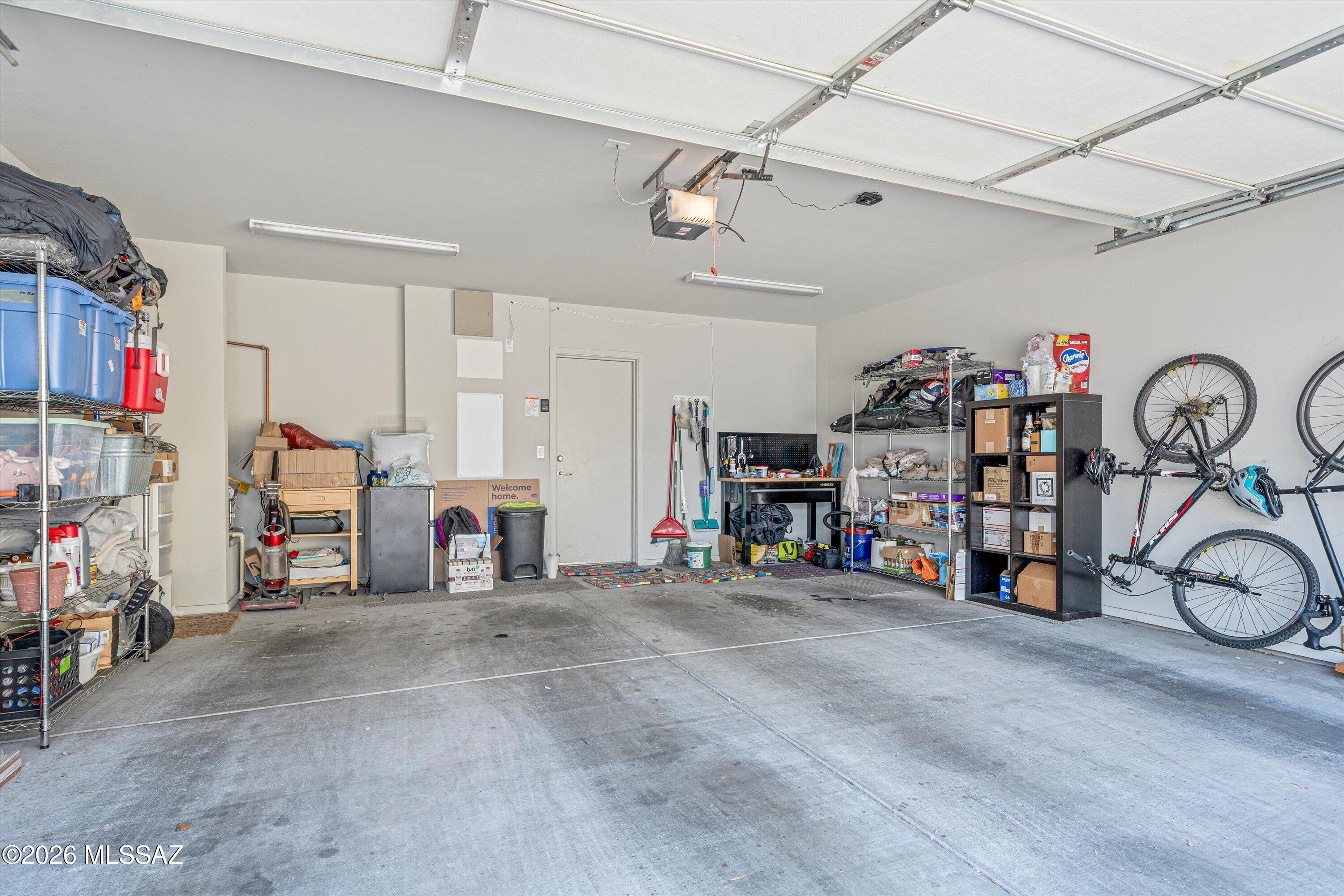 Park Modern SQ20153240738 - Residential