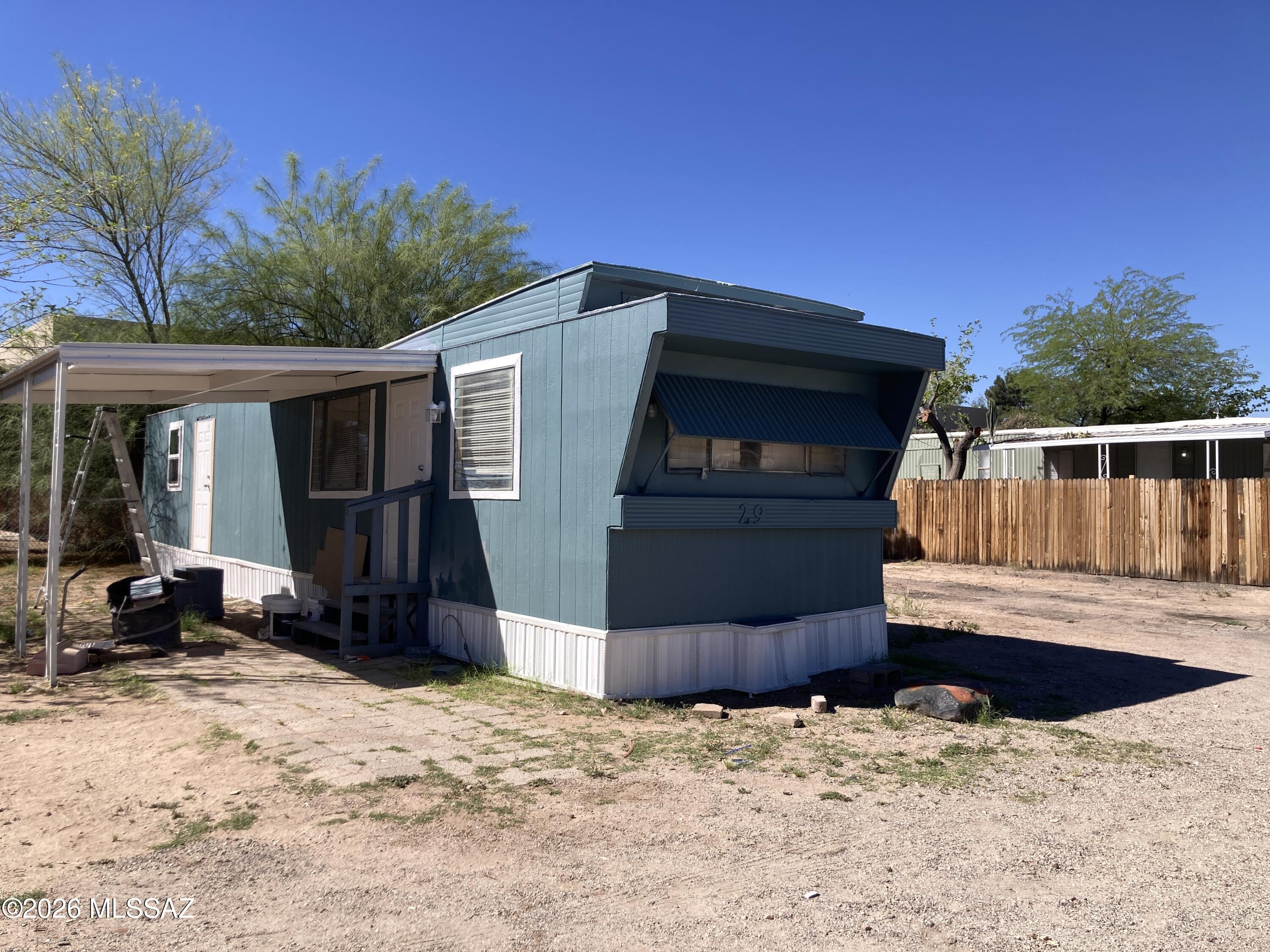 Remodeled older mobile home - 2 bedrooms, 1 bath in Desert Sun MHP - Lot rent $515/mo - great family park across from the Flowing Wells Library - hurry on this one.