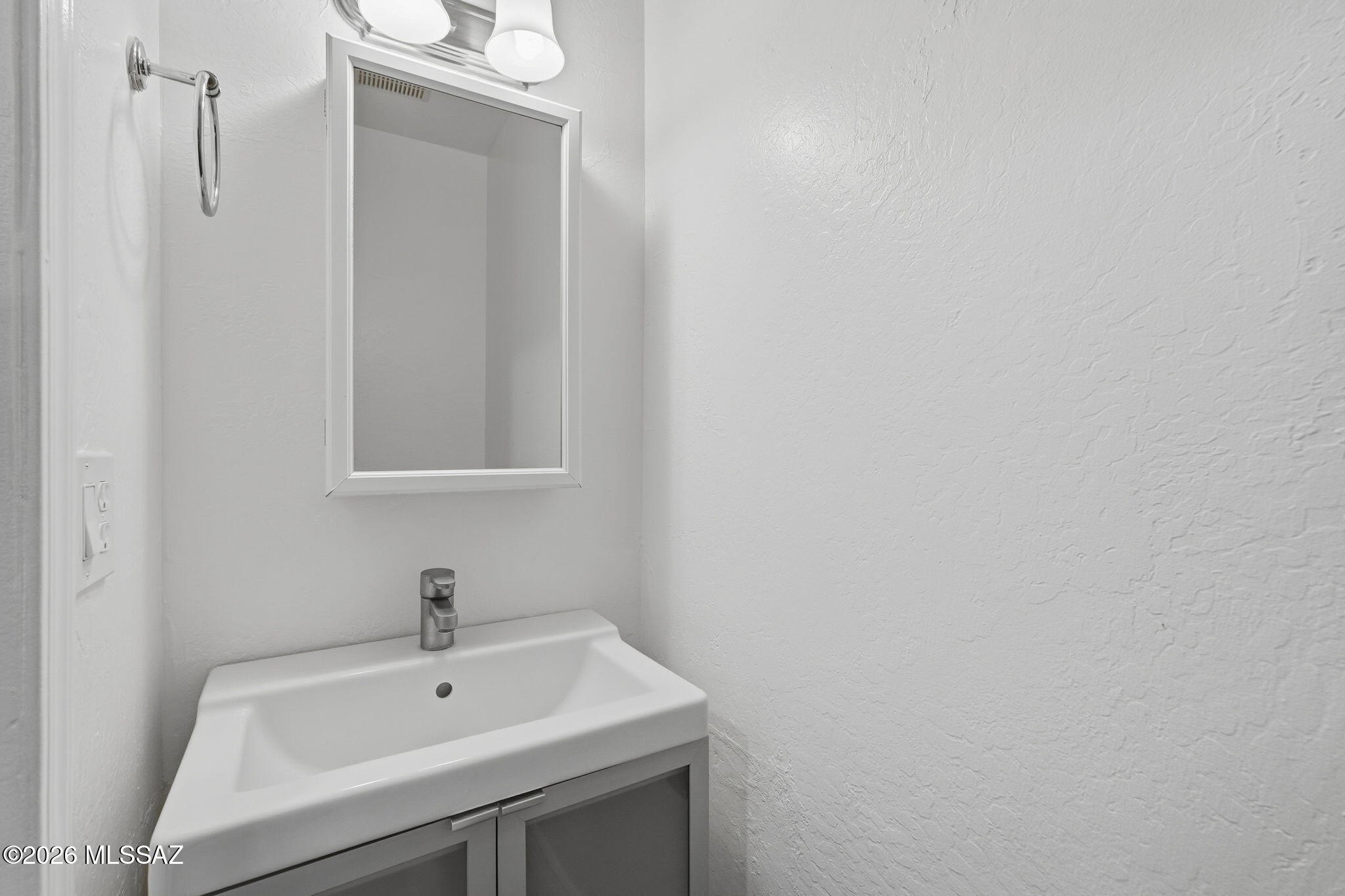 Bryant Central (1-8) - Residential