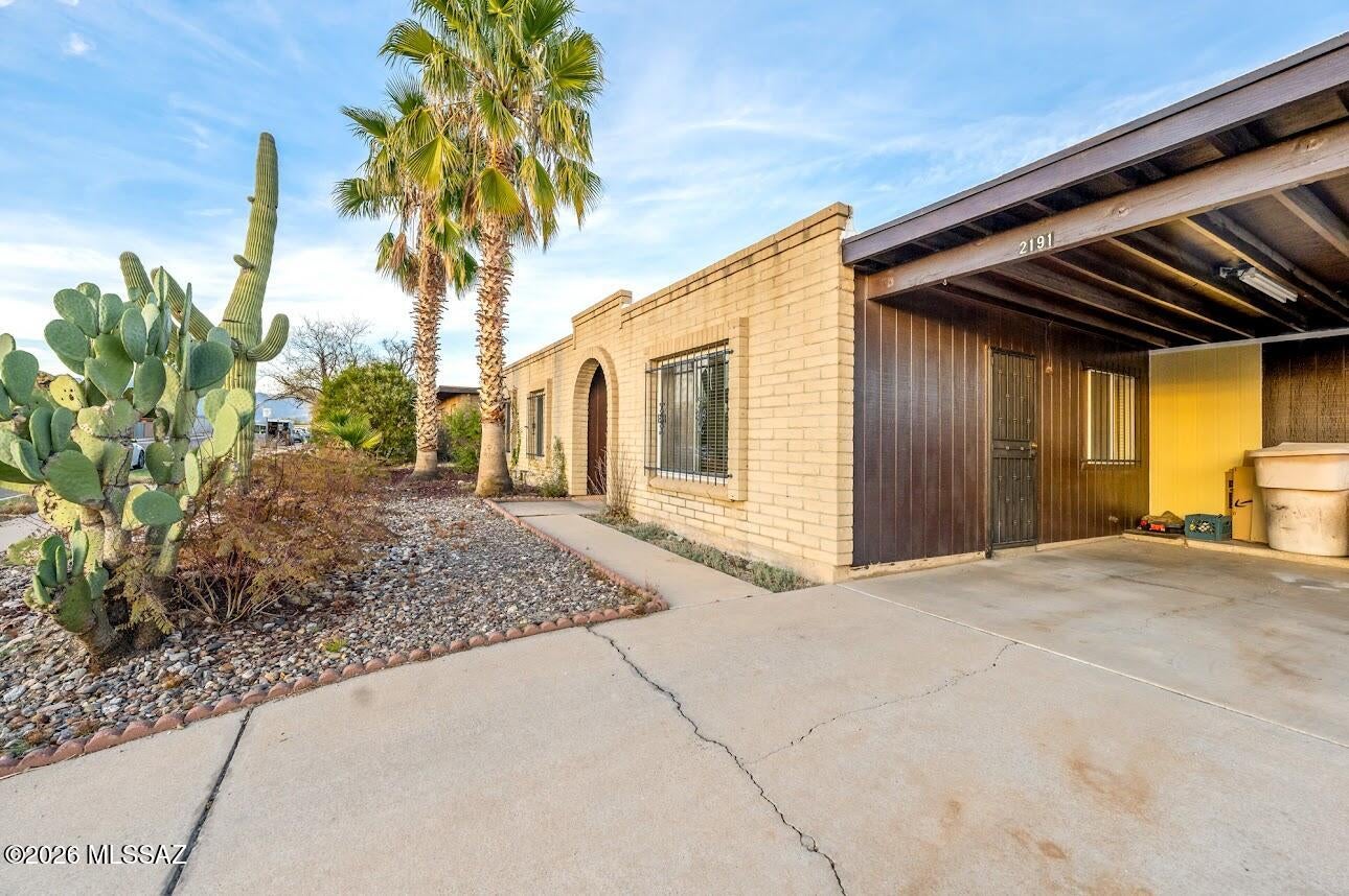 Twenty-Nine Palms (1-70) - Residential Lease