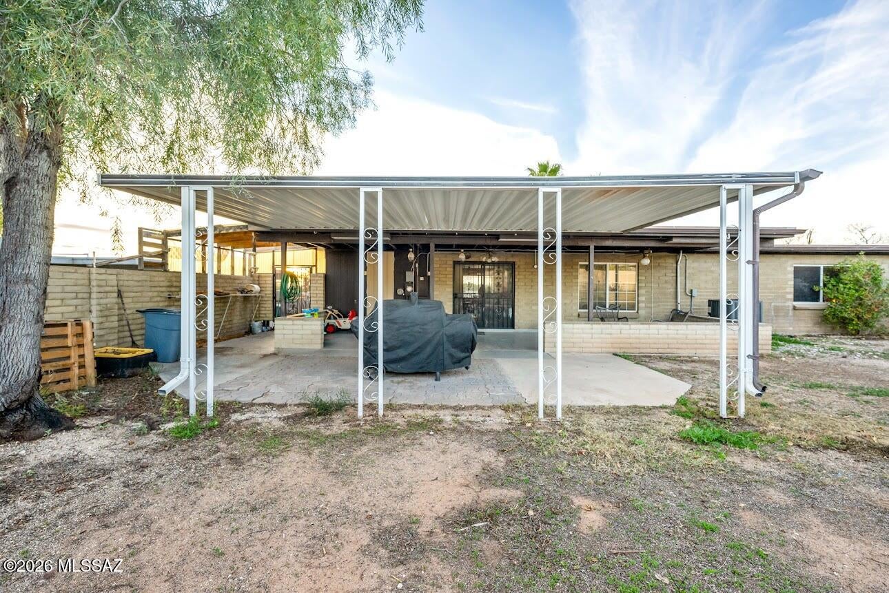 Twenty-Nine Palms (1-70) - Residential Lease