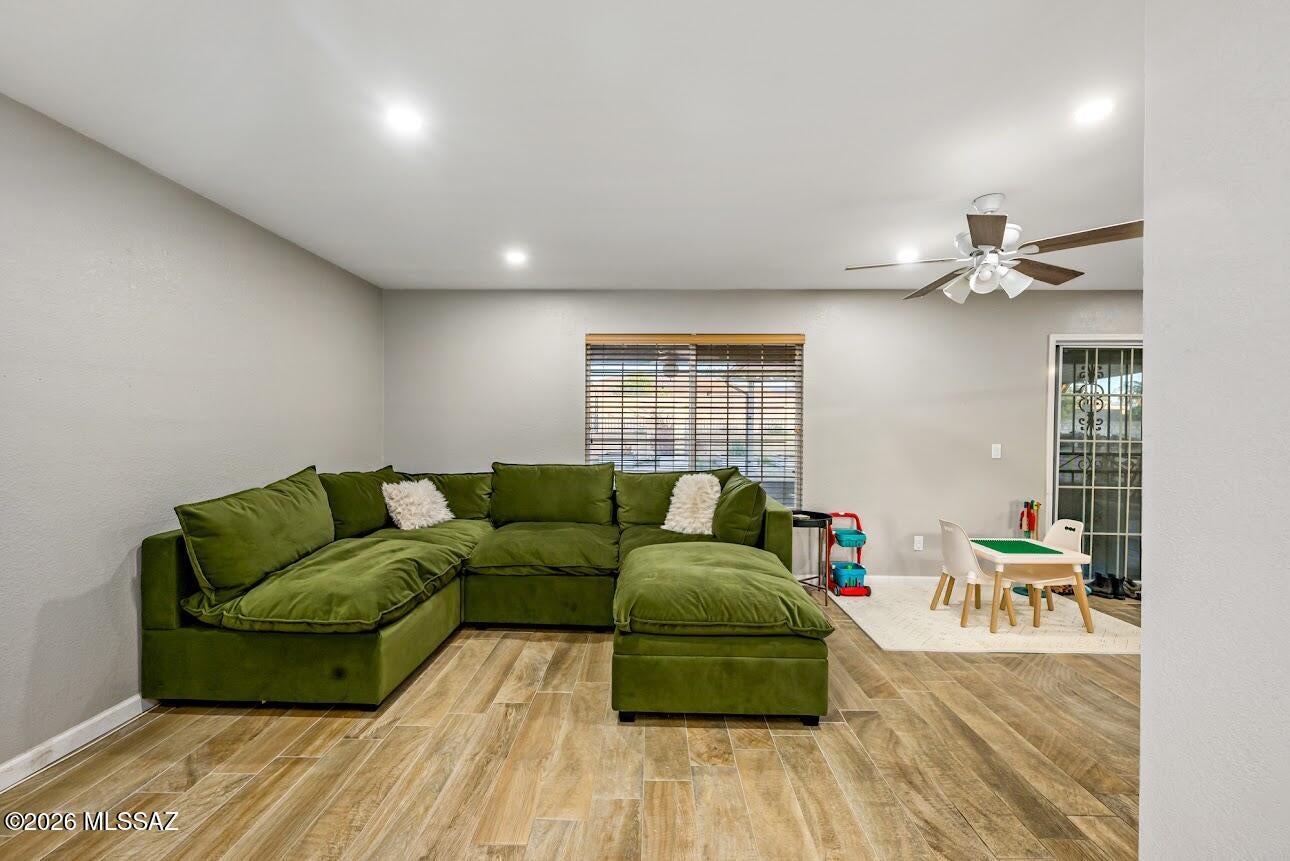 Twenty-Nine Palms (1-70) - Residential Lease