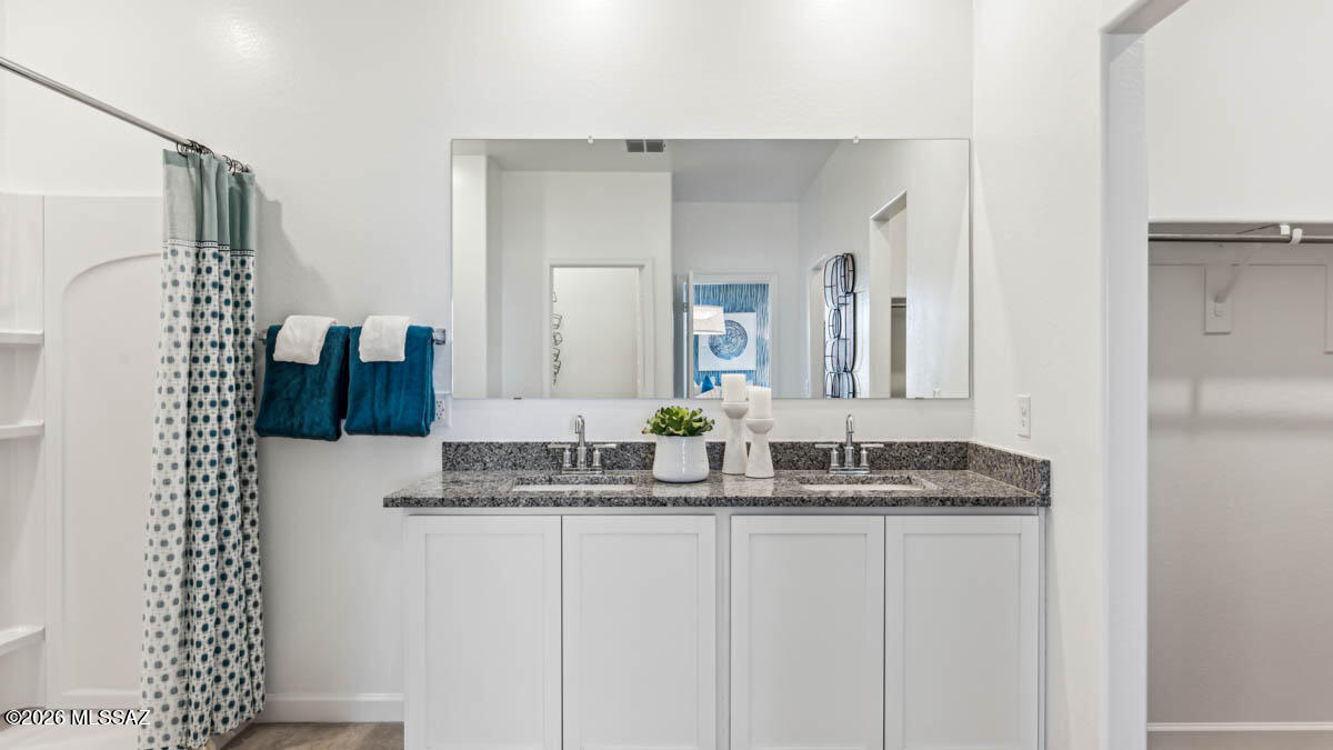 Saguaro Bloom 7B - Residential