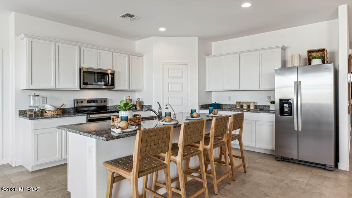 Saguaro Bloom 7B - Residential