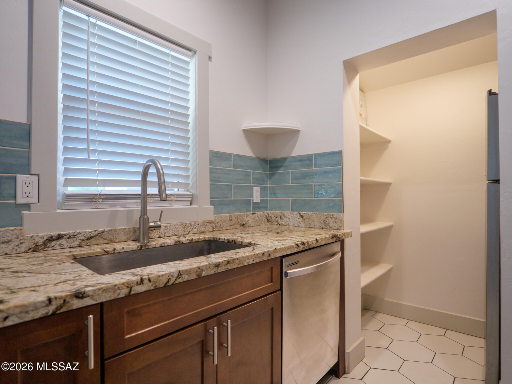 Cottonwood Manor Resub - Residential Lease