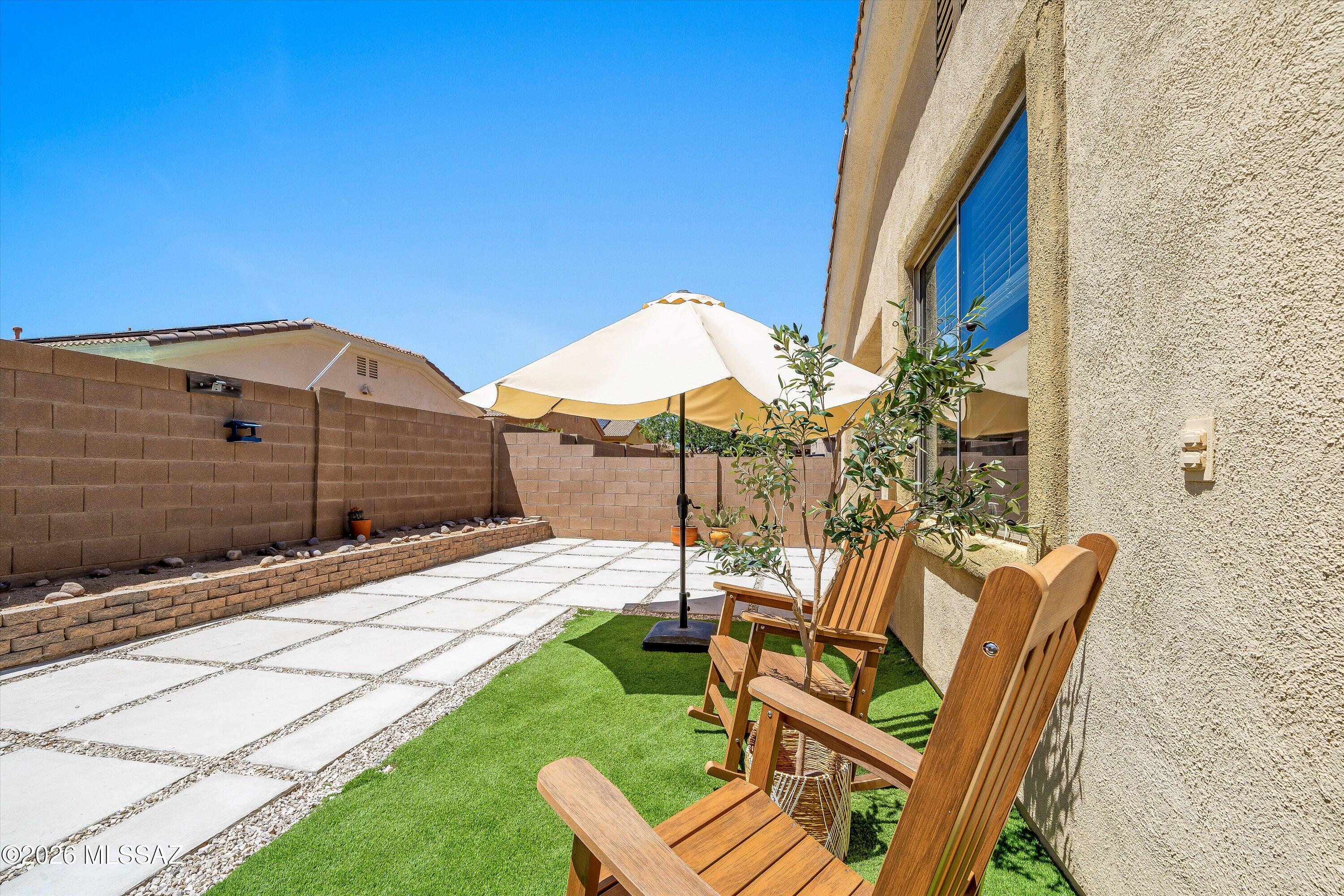 Presidio Del Flores II (1-108) - Residential