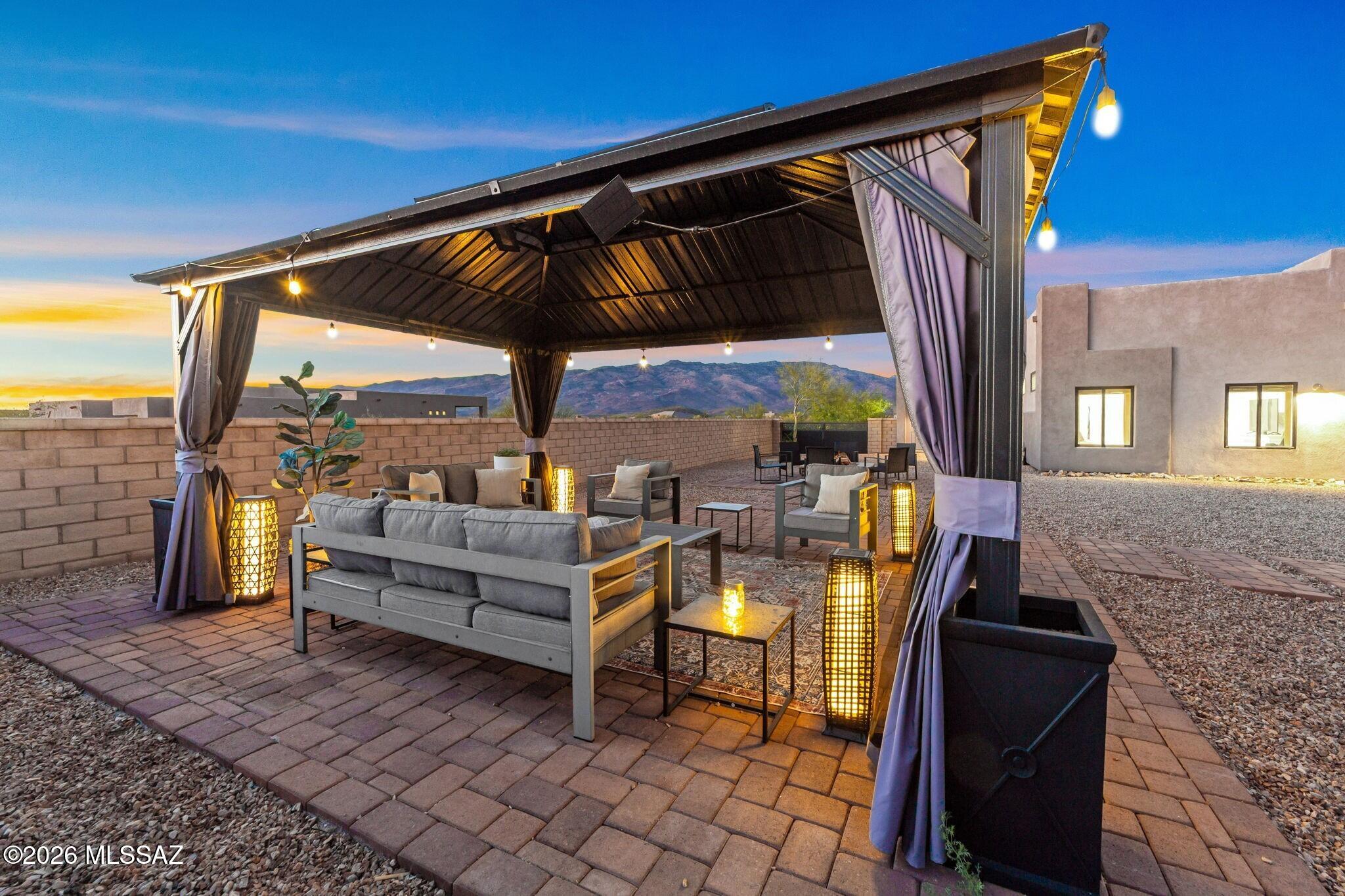 Coyote Creek (1-395) - Residential