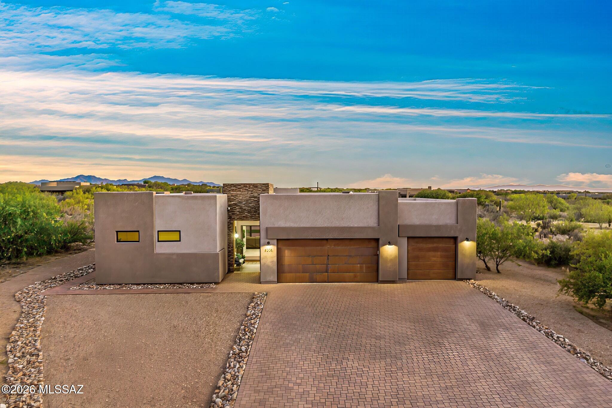 Coyote Creek (1-395) - Residential