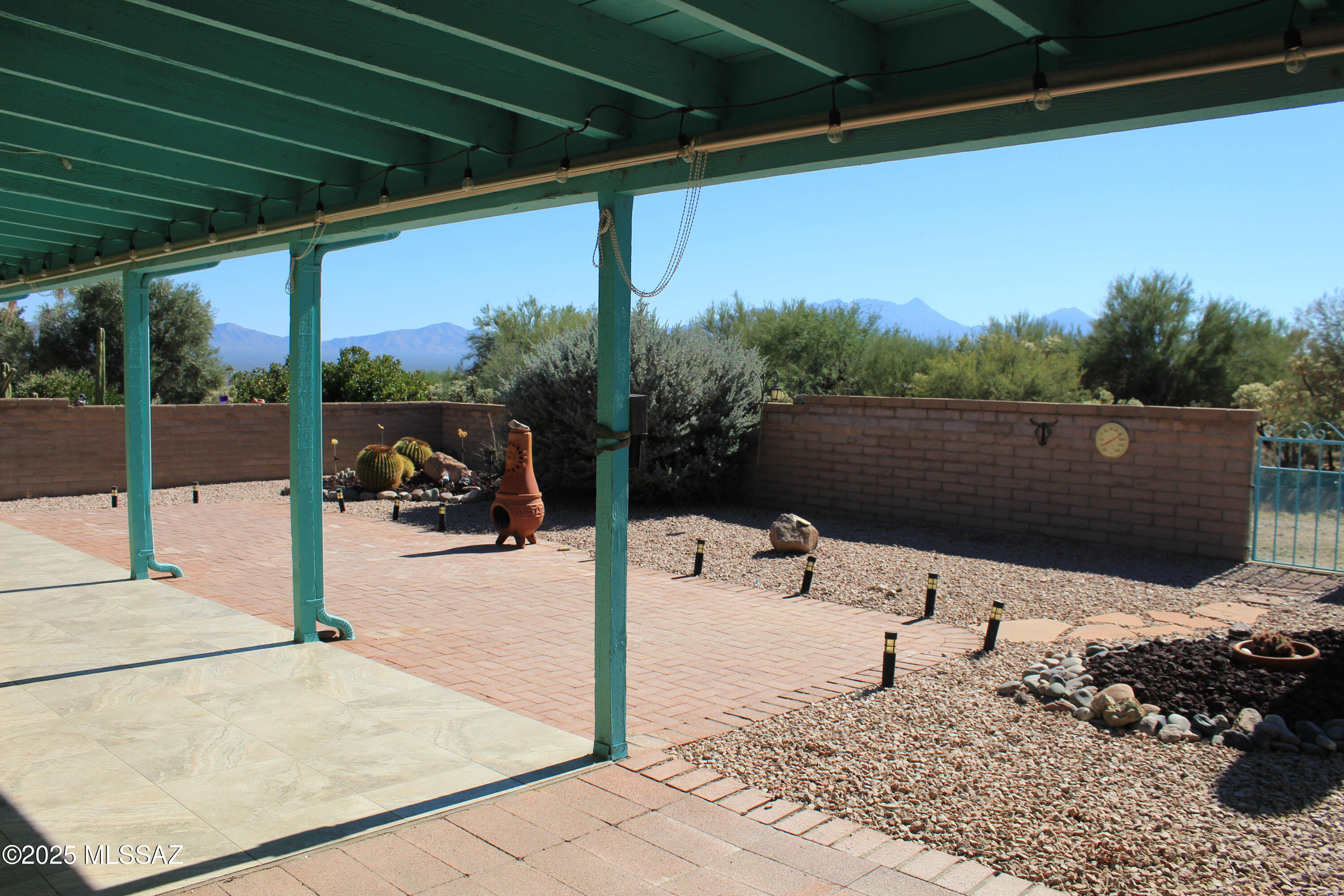 Spectacular Mountain View and beautifully maintained 2-bedroom, 2-bathroom home in the highly sought-after 55+ community of Colonia de Los Alamos, this charming residence offers comfortable, easy living with stunning mountain views from both the Bonus room and the back patio.
Step inside to find a spacious kitchen & open-concept living & dining areas, perfect for entertaining or relaxing with guests. The home features an extended two-car garage & thoughtful Southwestern-style touches, including tasteful turquoise accents that bring warmth and character. Pride of ownership is evident throughout; this home has been meticulously cared for and is truly move-in ready. Enjoy peaceful desert living with all the convenience and amenities that make this a premier active-adult destination.