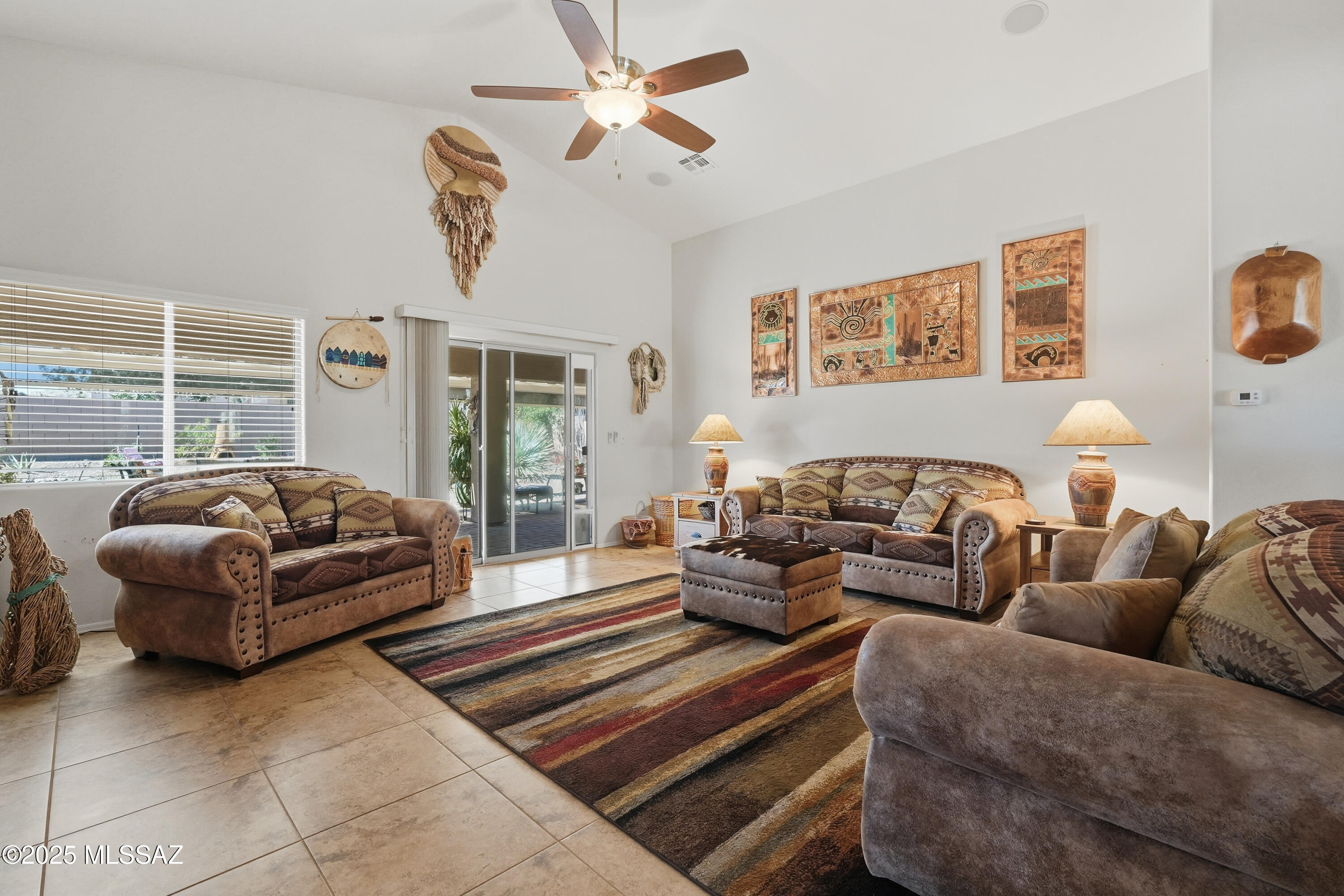 Colonia De Los Alamos - Desert Creek - Residential