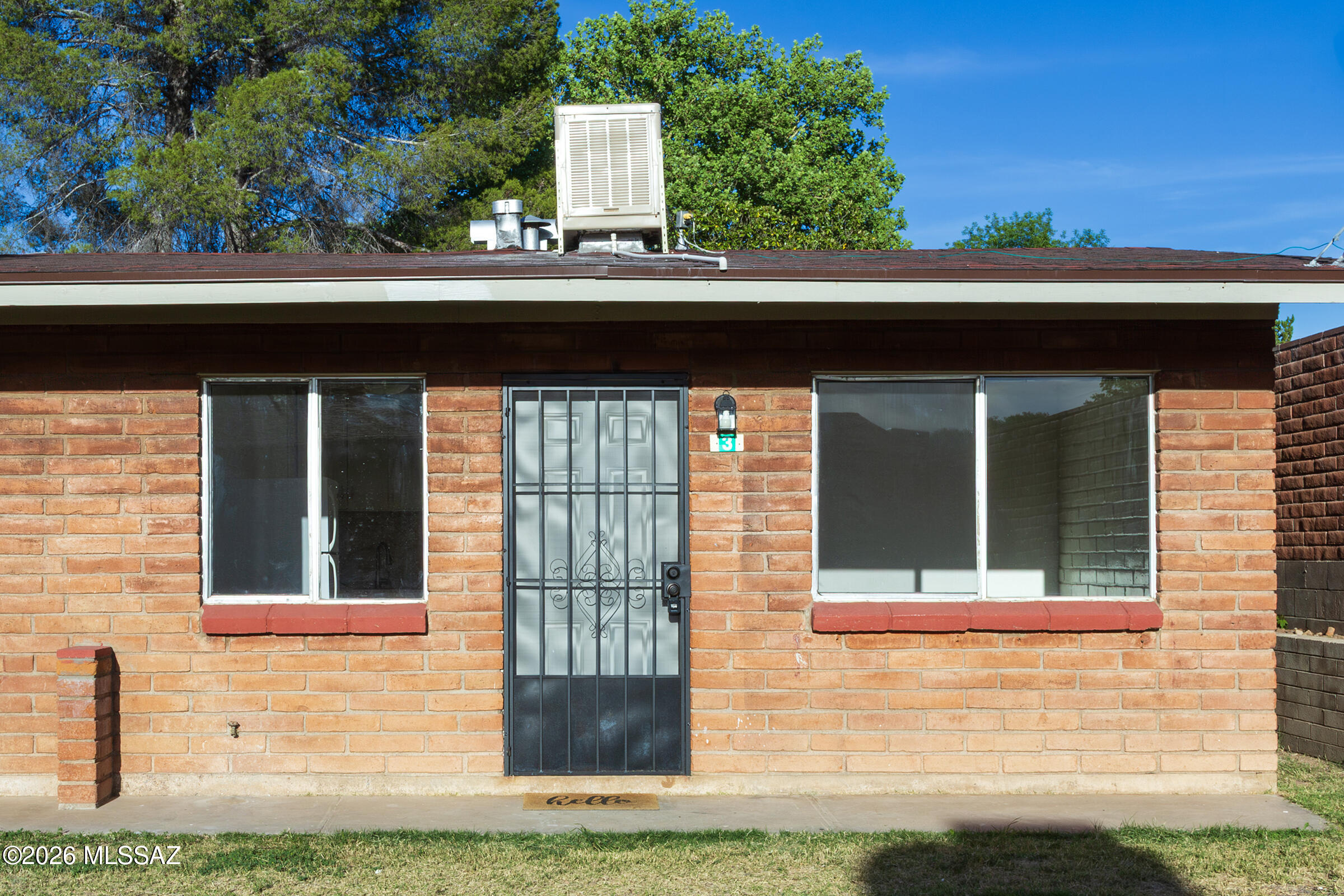 Mission Manor - Residential Lease
