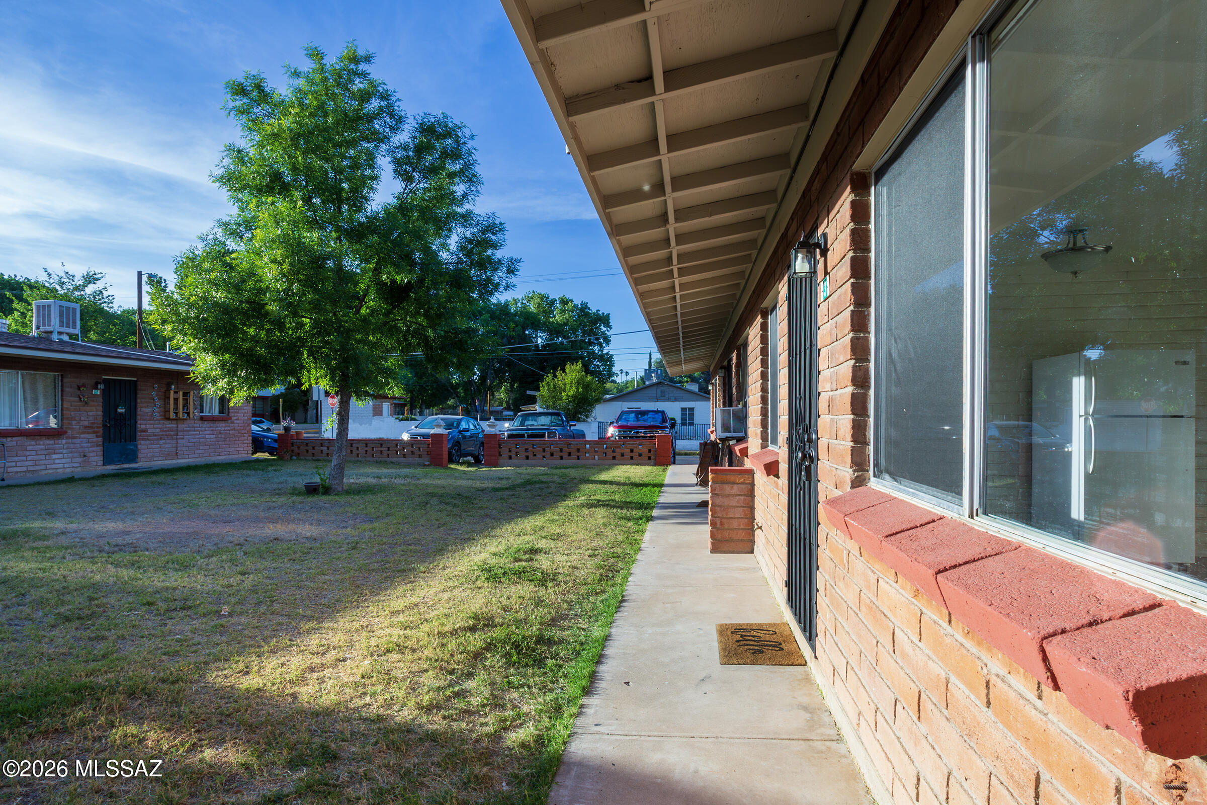 Mission Manor - Residential Lease