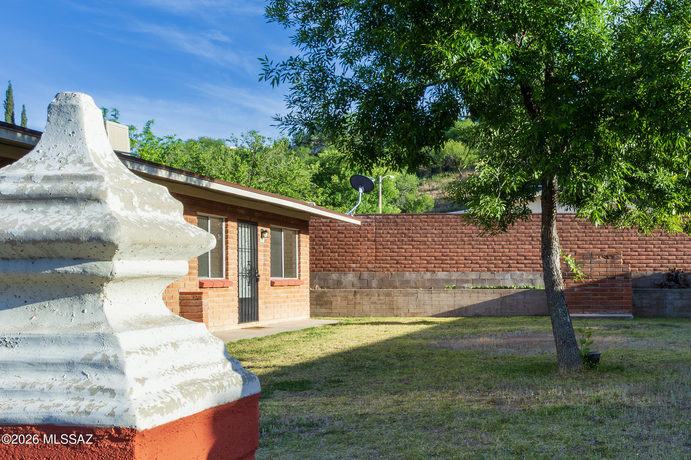 Mission Manor - Residential Lease