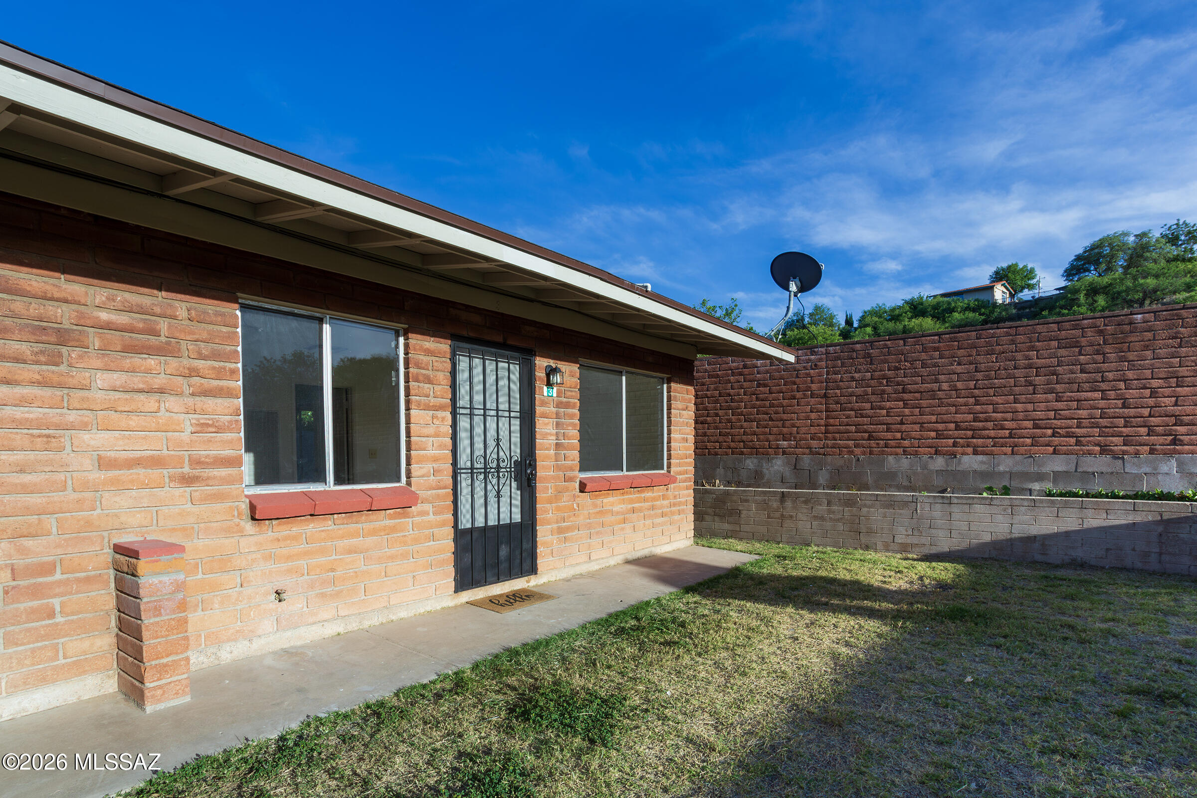 Mission Manor - Residential Lease