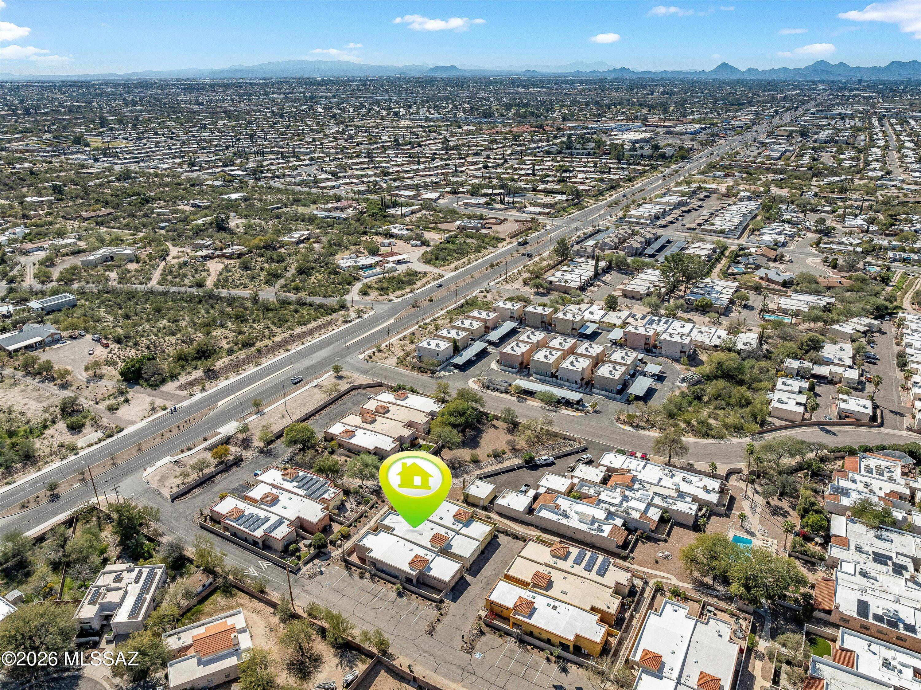 La Esperanza Town Homes (1-26) - Residential