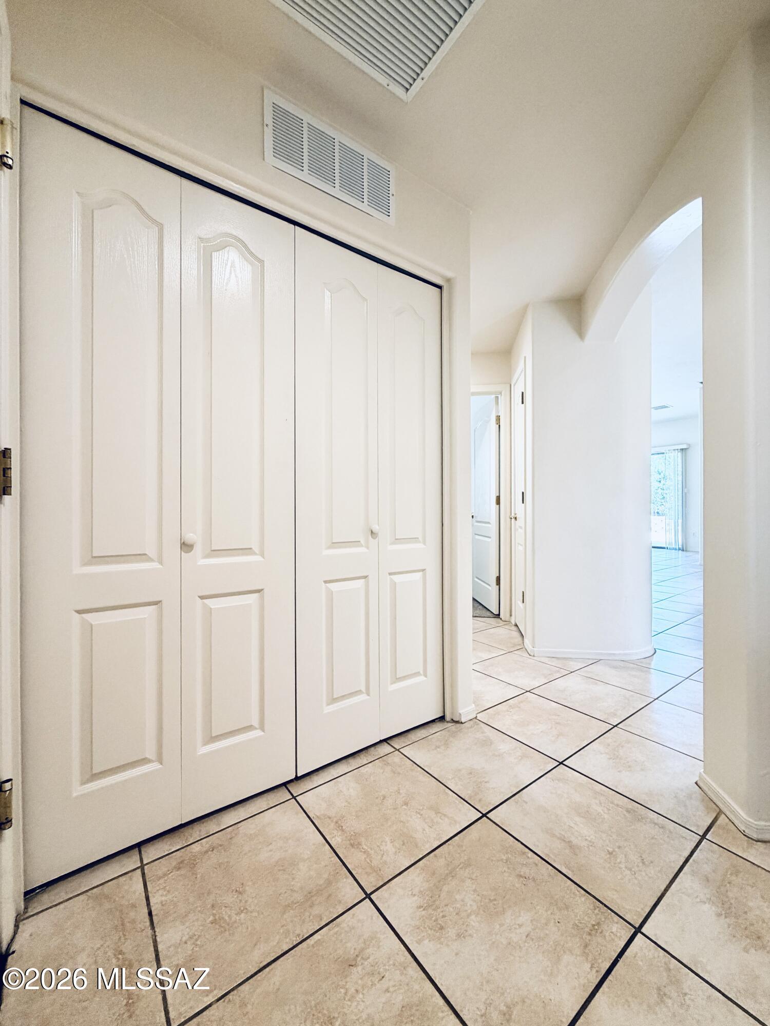 Riverside Crossing (1-133) - Residential Lease
