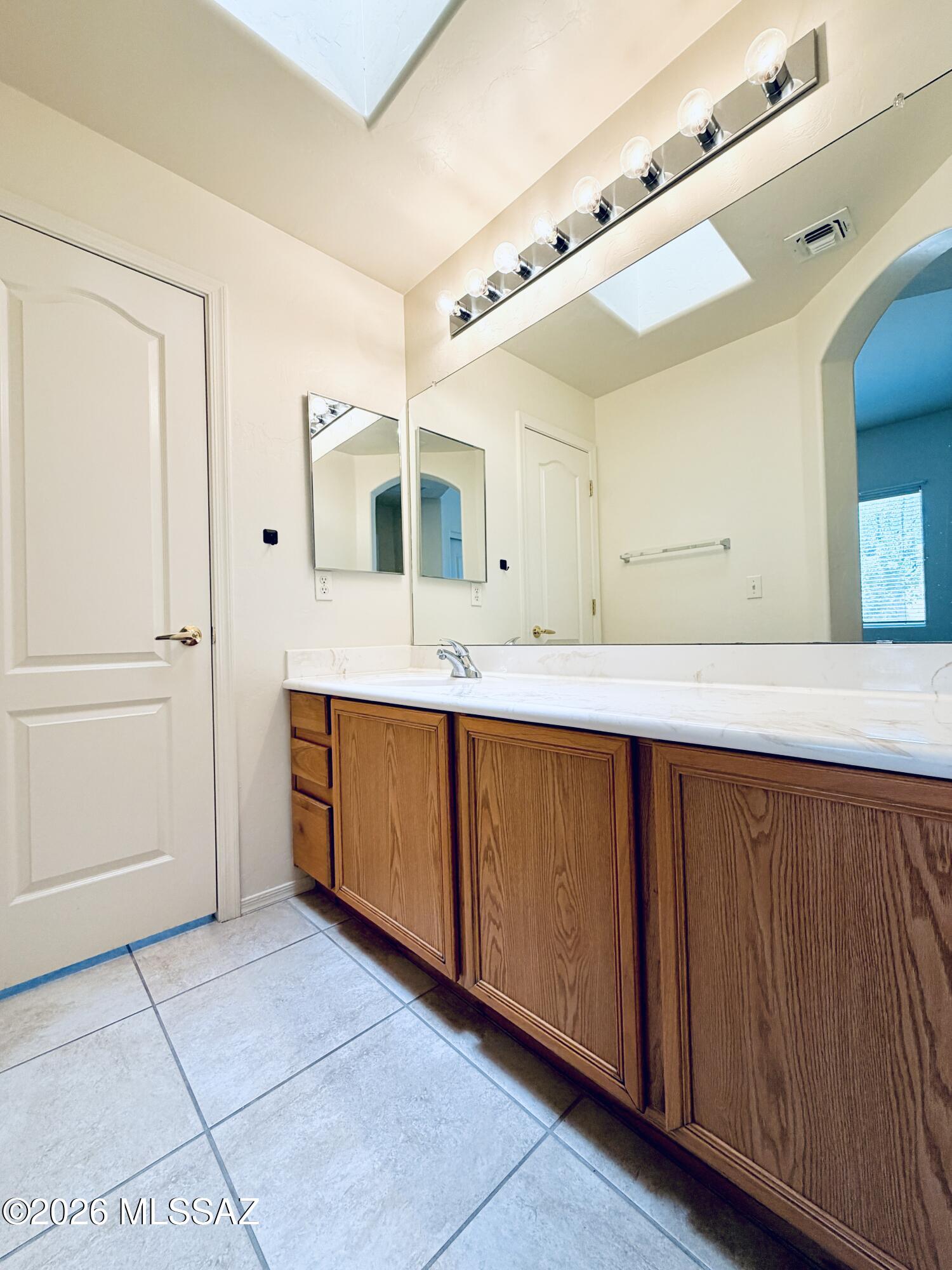 Riverside Crossing (1-133) - Residential Lease