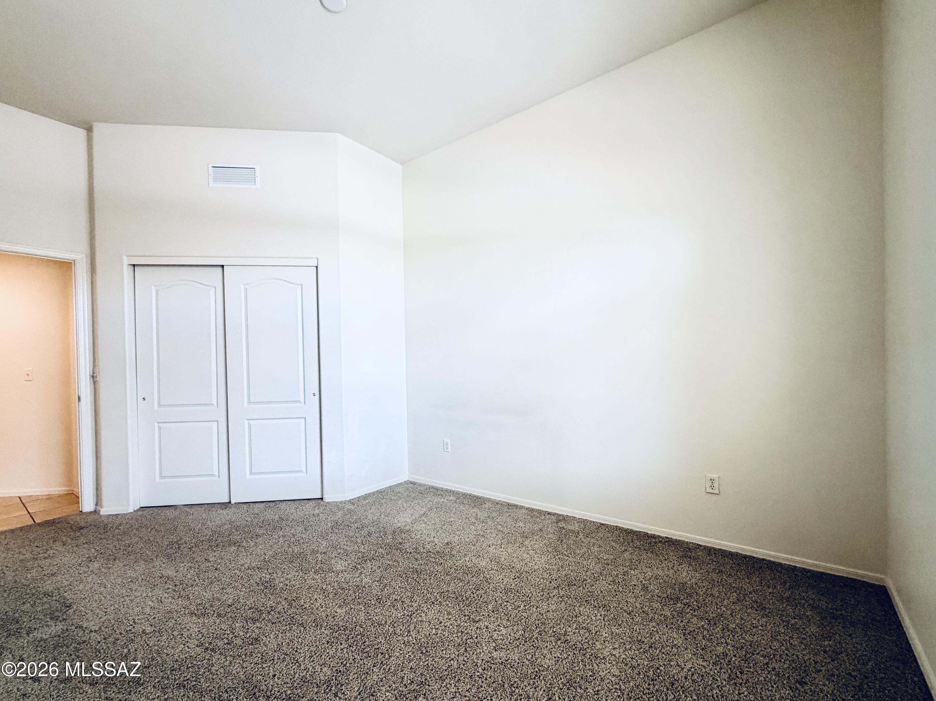 Riverside Crossing (1-133) - Residential Lease