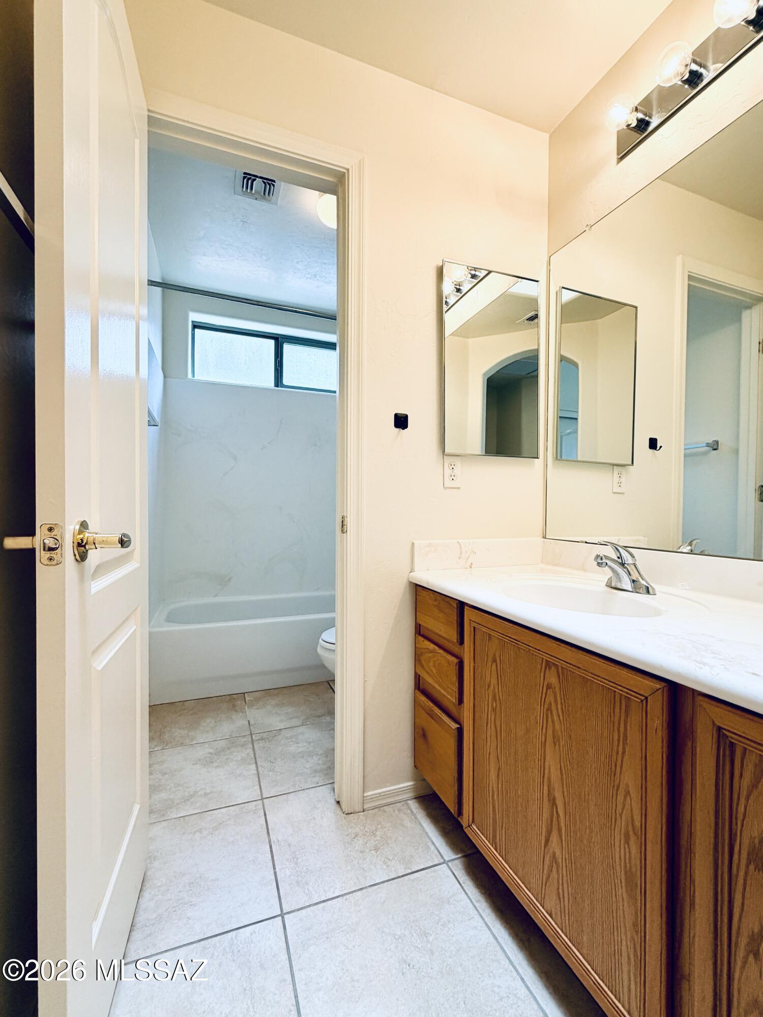Riverside Crossing (1-133) - Residential Lease