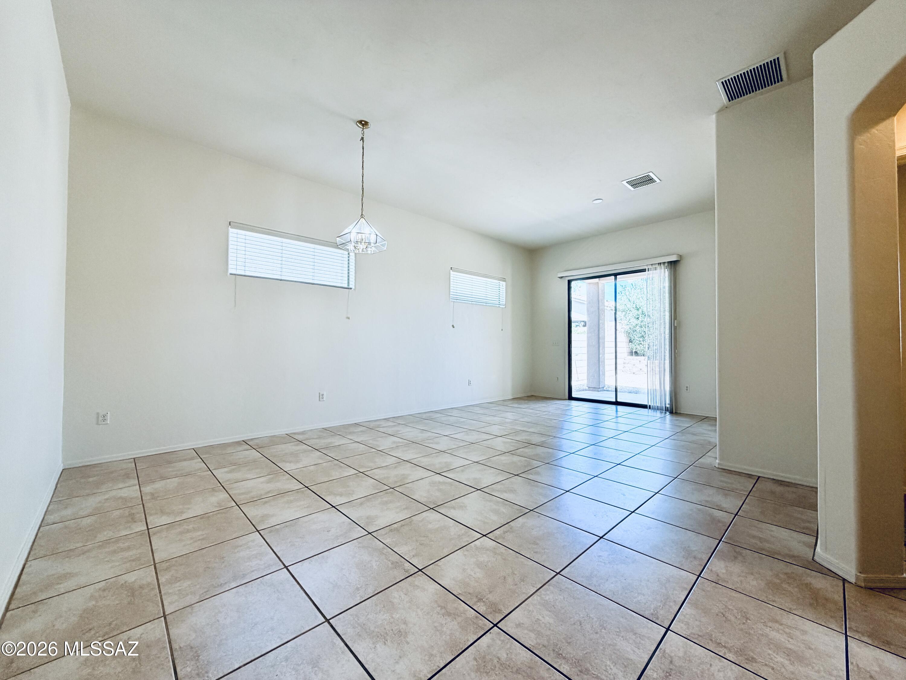 Riverside Crossing (1-133) - Residential Lease