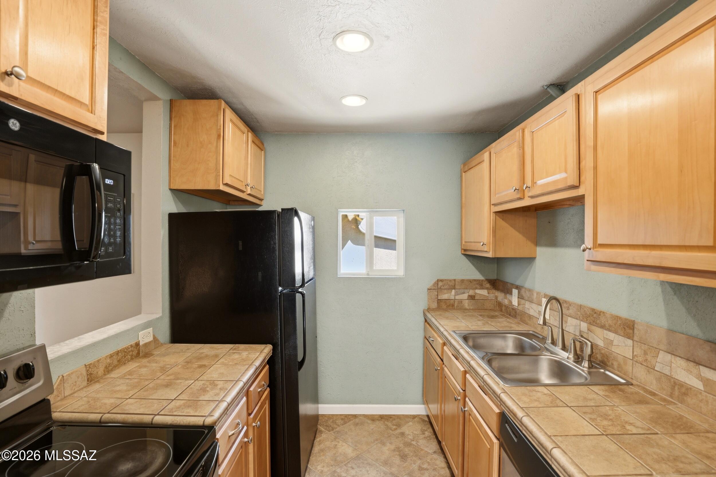 Las Colinas Condominiums - Residential