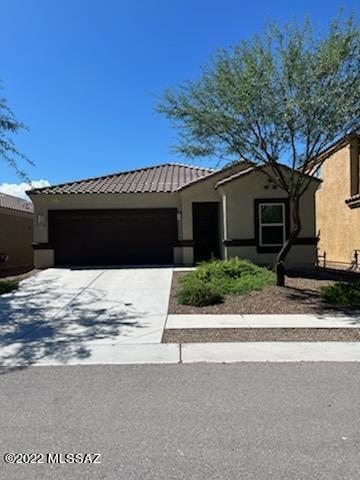 Beautiful Home in Award Winning Vail School District. Built in August 2018. Kitchen - Granite Countertops, Birch 36'' Cabinets. Sterling Stainless Steel Sink with Moen Faucet. DuPure Reverse Osmosis Water Purification System. Ceramic Tile Flooring in all rooms except bedrooms which are carpeted. Energy Star Appliances. Community Park walking distance.