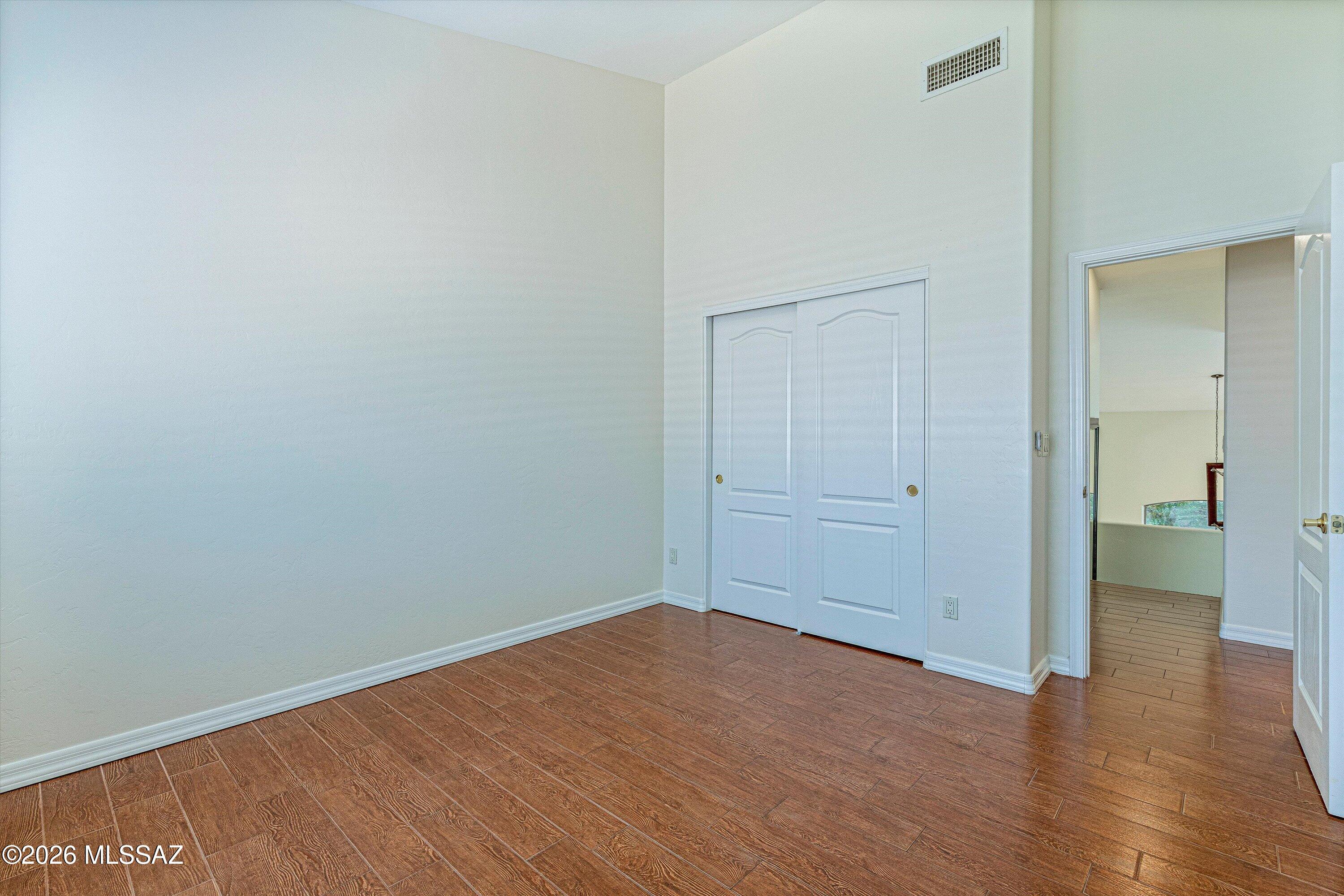 Sabino Mountain (1-290) - Residential