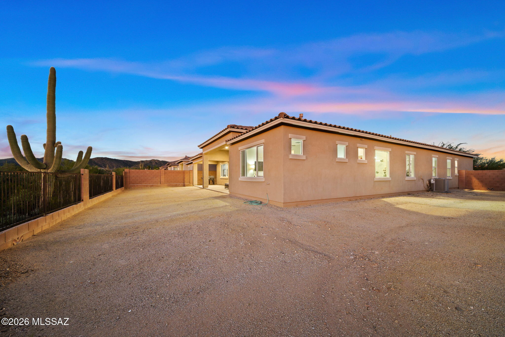 Blue Agave At Dove Mountain - Residential