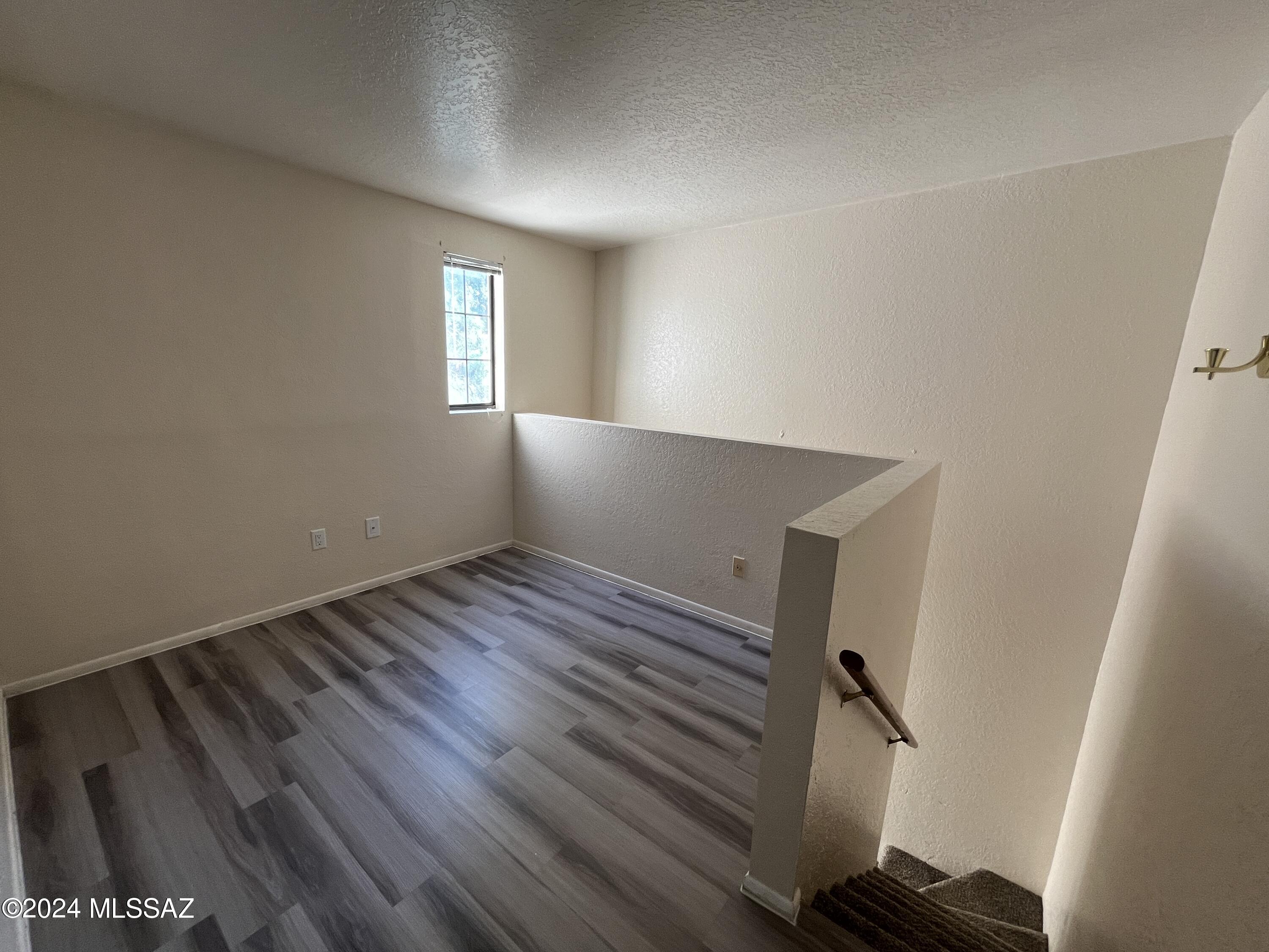 River Grove Condos. - Residential Lease