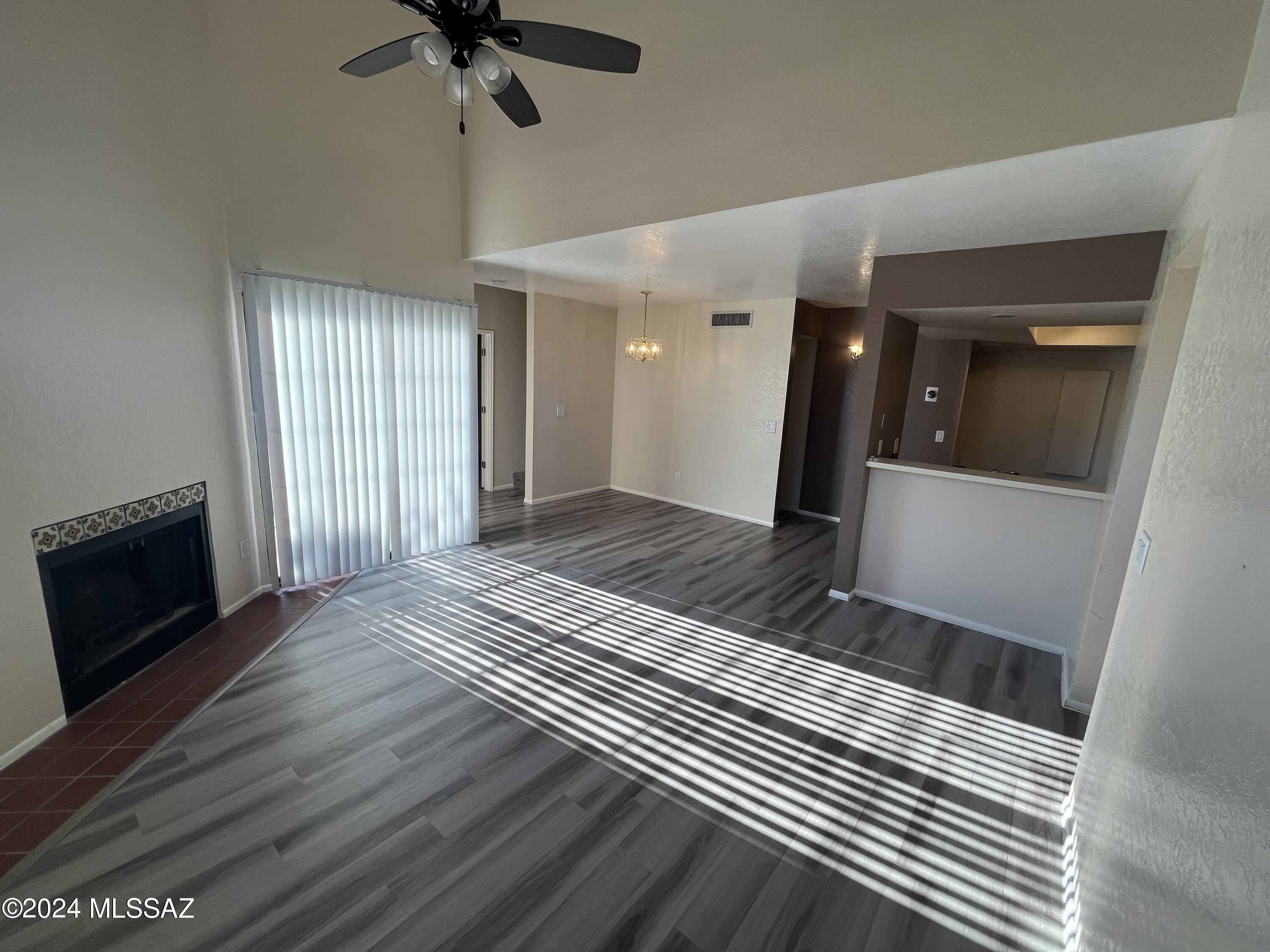 River Grove Condos. - Residential Lease