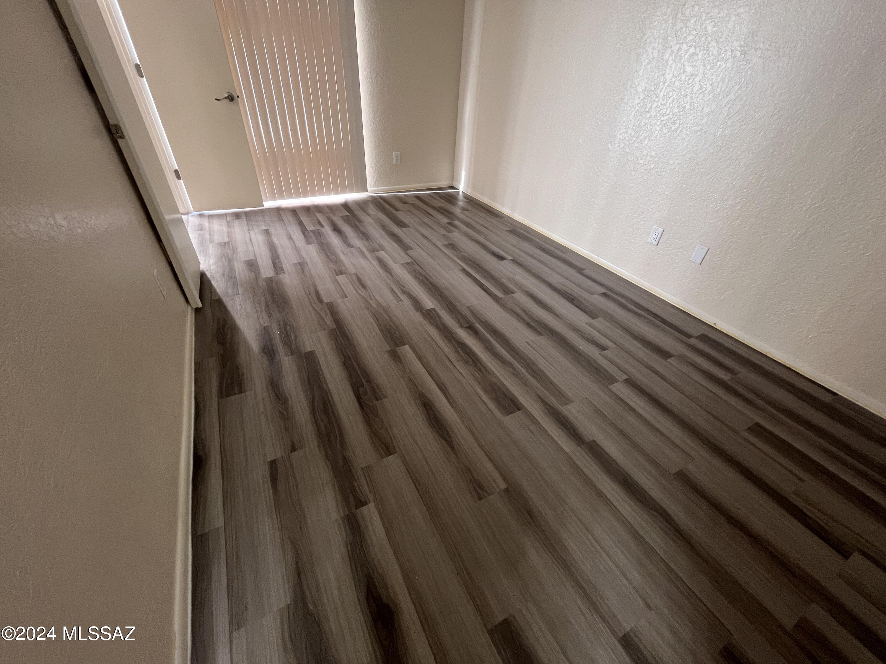 River Grove Condos. - Residential Lease