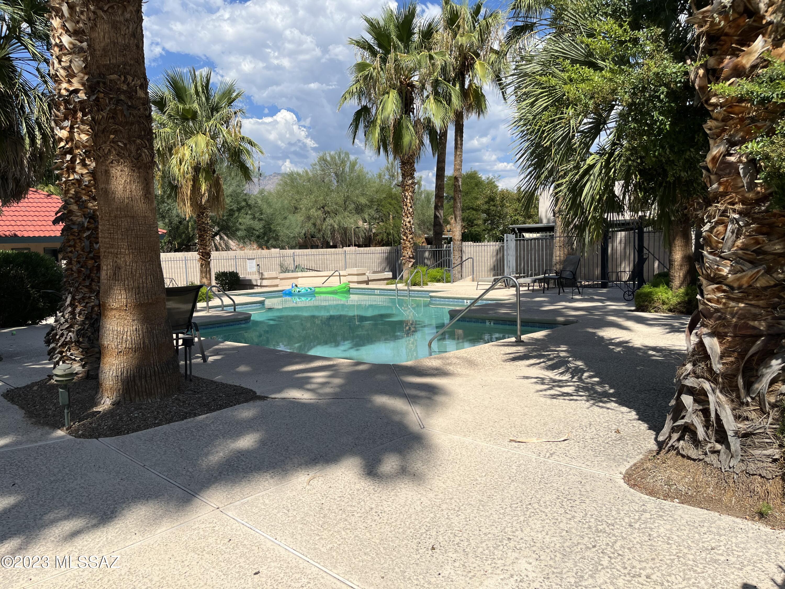 River Grove Condos. - Residential Lease