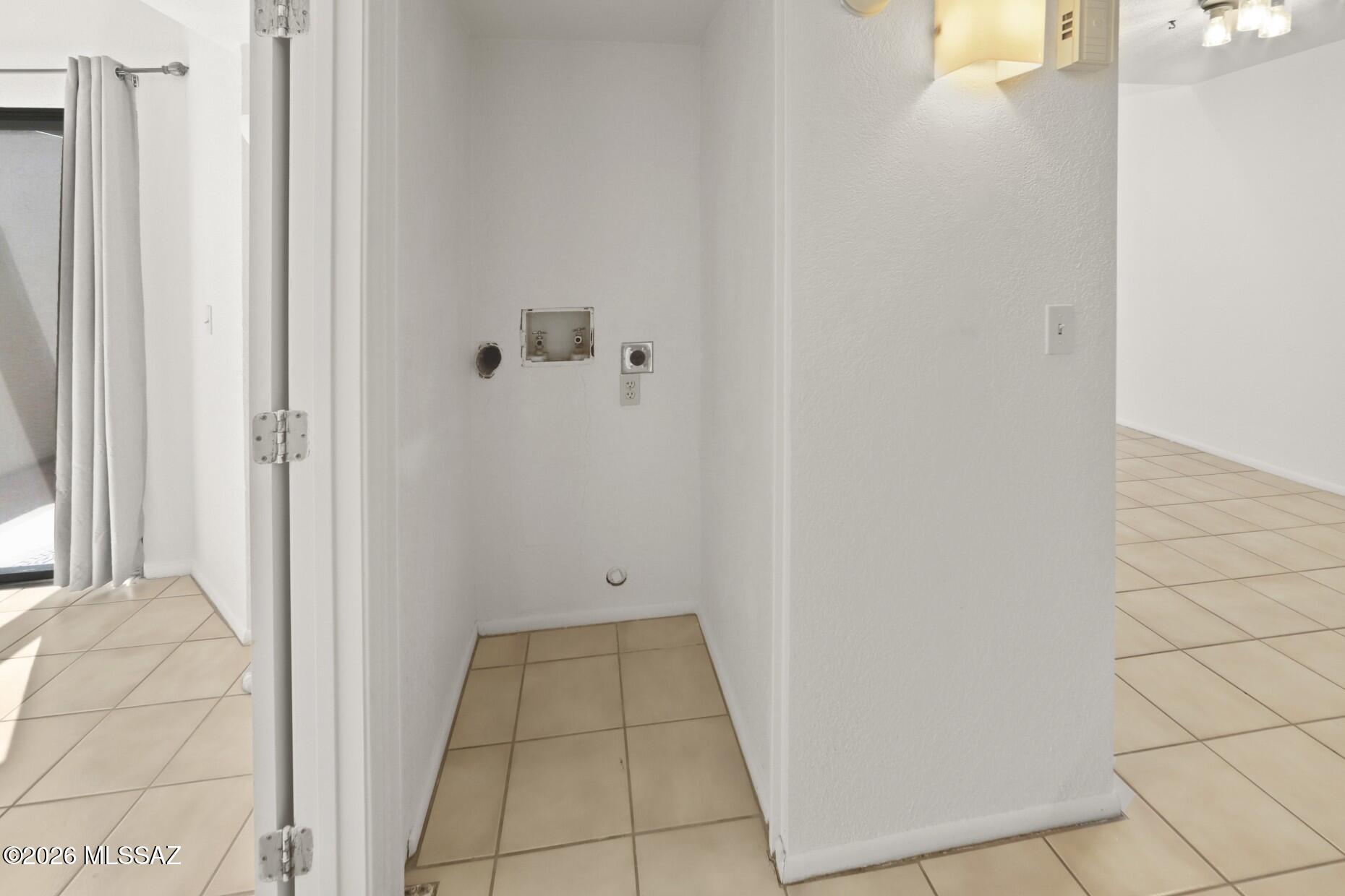 Coronado Place Condominiums II (Units 37-158) - Residential