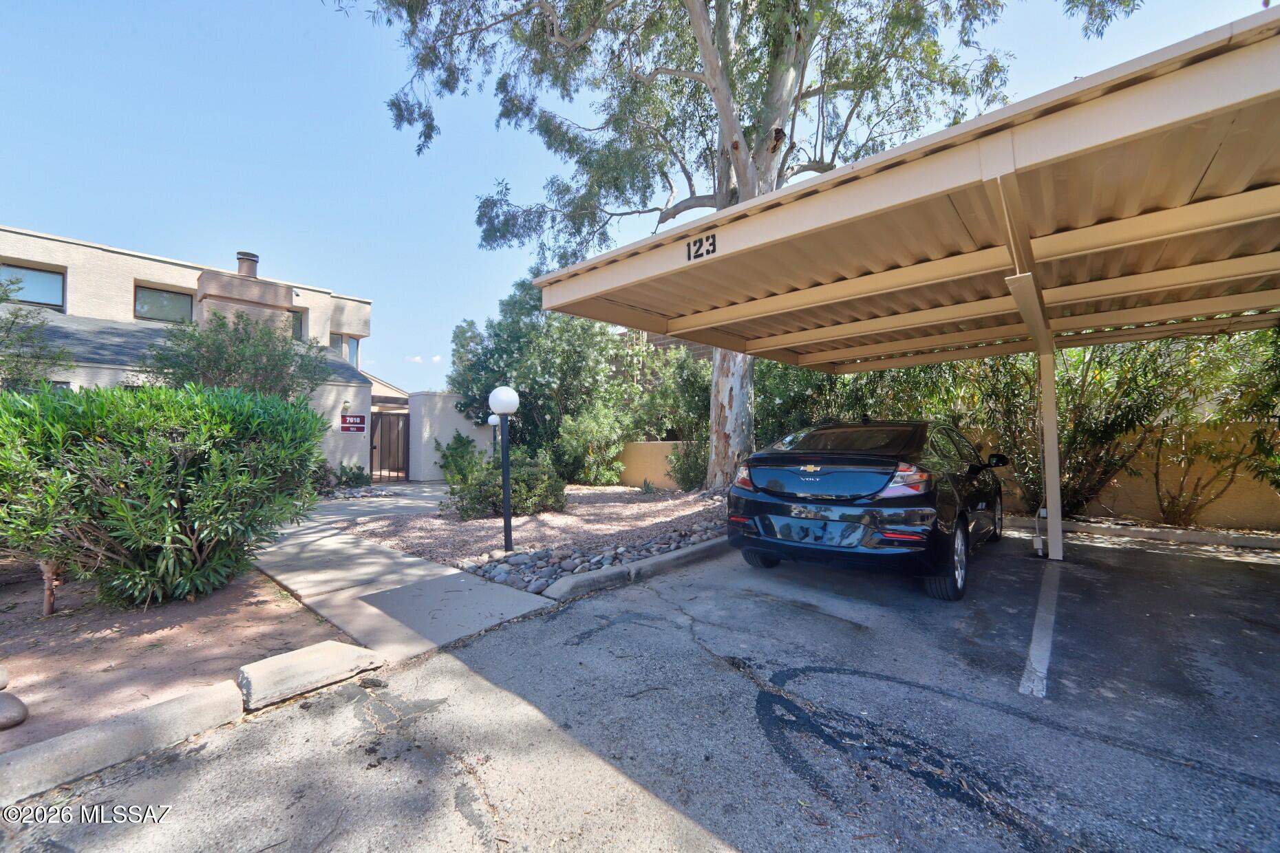 Coronado Place Condominiums II (Units 37-158) - Residential