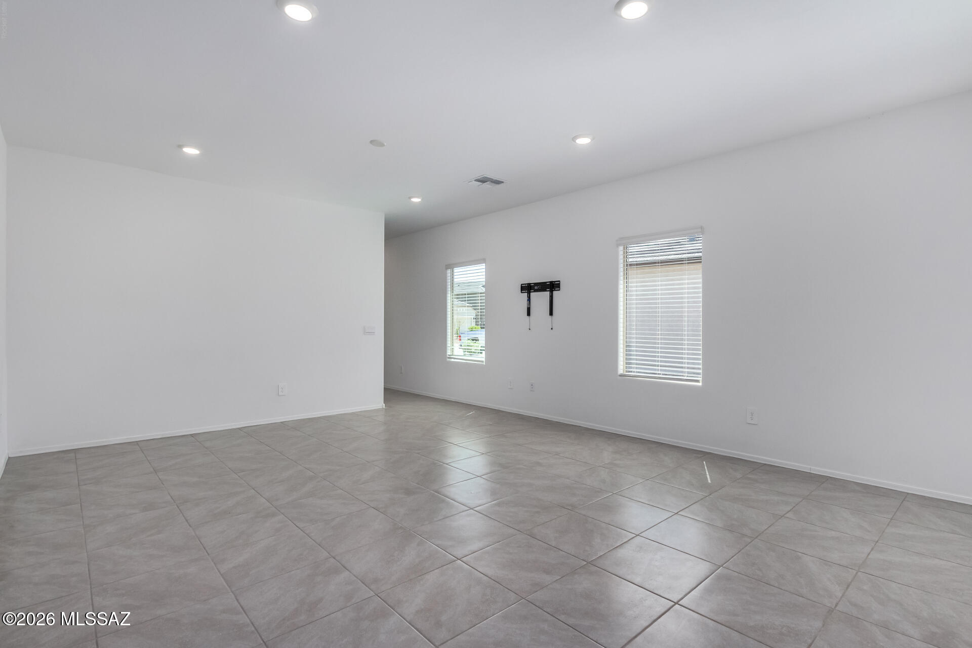 Saguaro Springs - Residential Lease