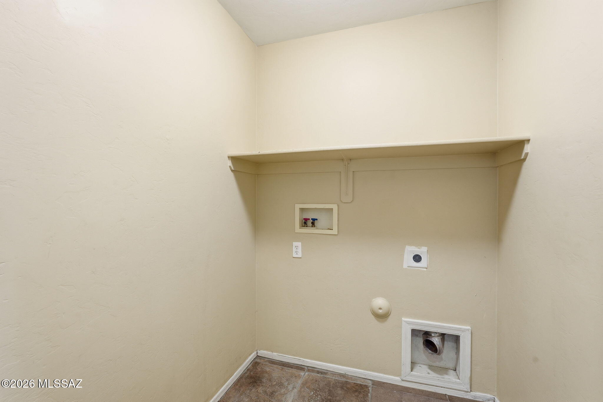 Cortaro Crossing Blks I-II (1-119) - Residential Lease