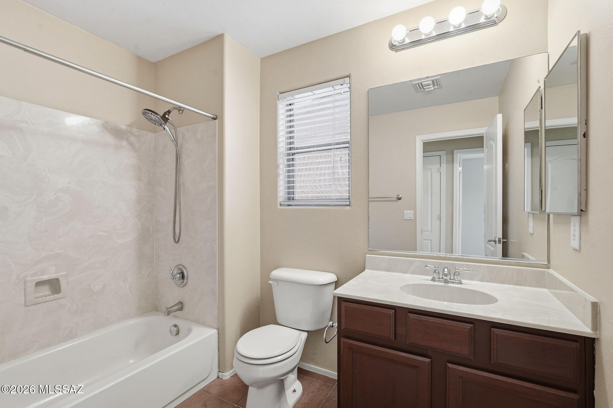 Cortaro Crossing Blks I-II (1-119) - Residential Lease