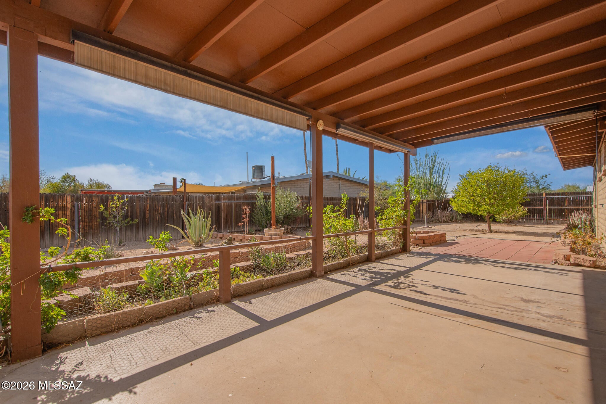 Casas Adobes Park (416-540) - Residential
