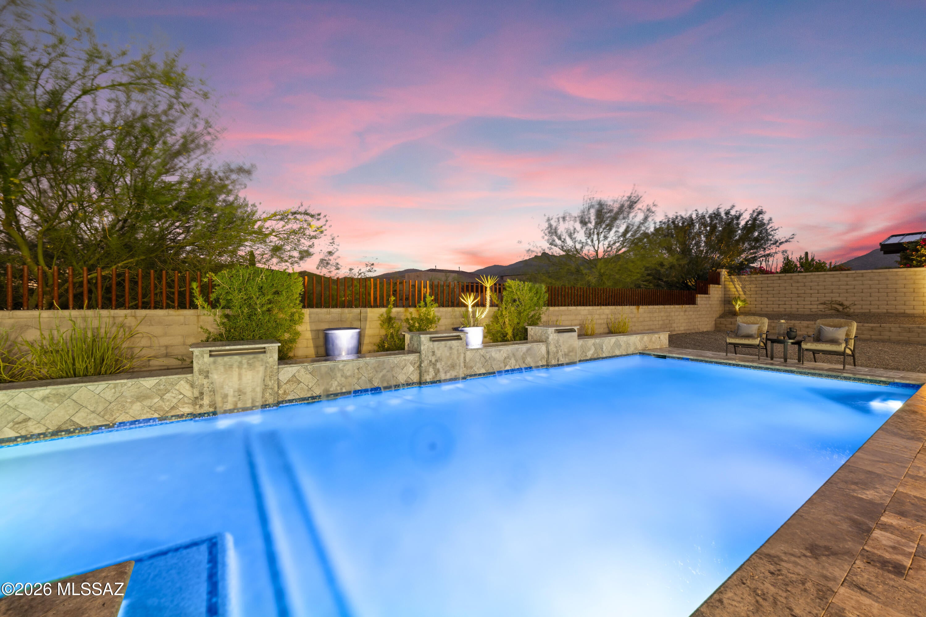 Los Saguaros At Dove Mountain SQ20121640199 - Residential