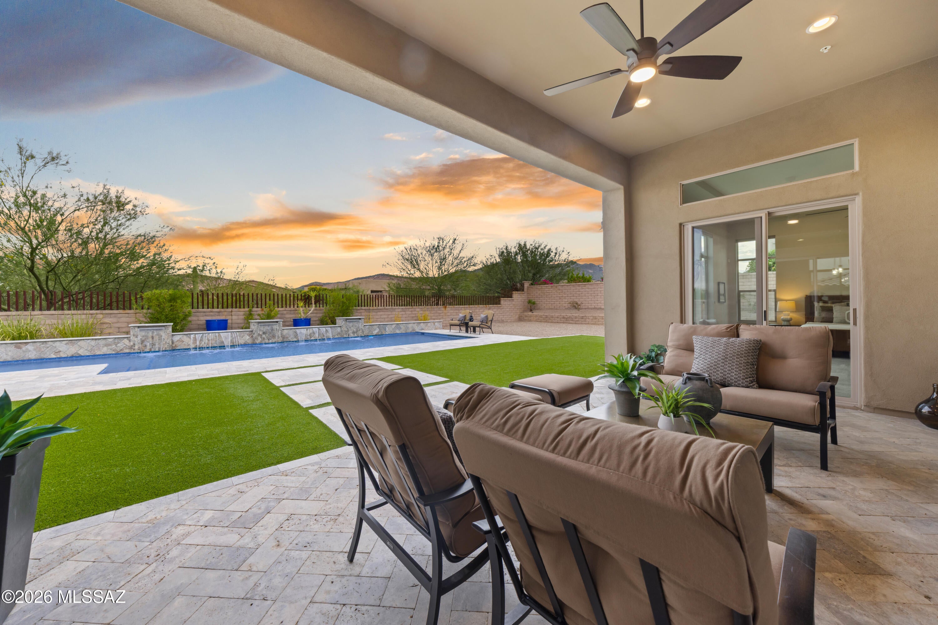 Los Saguaros At Dove Mountain SQ20121640199 - Residential