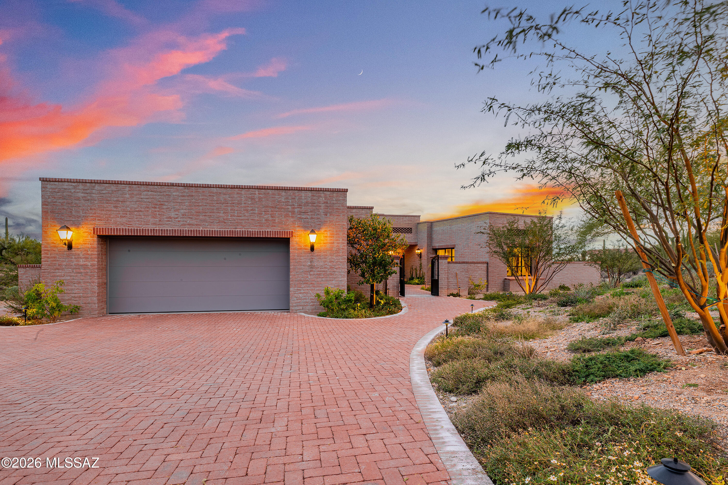 Quintana in the Catalina Foothills - Residential