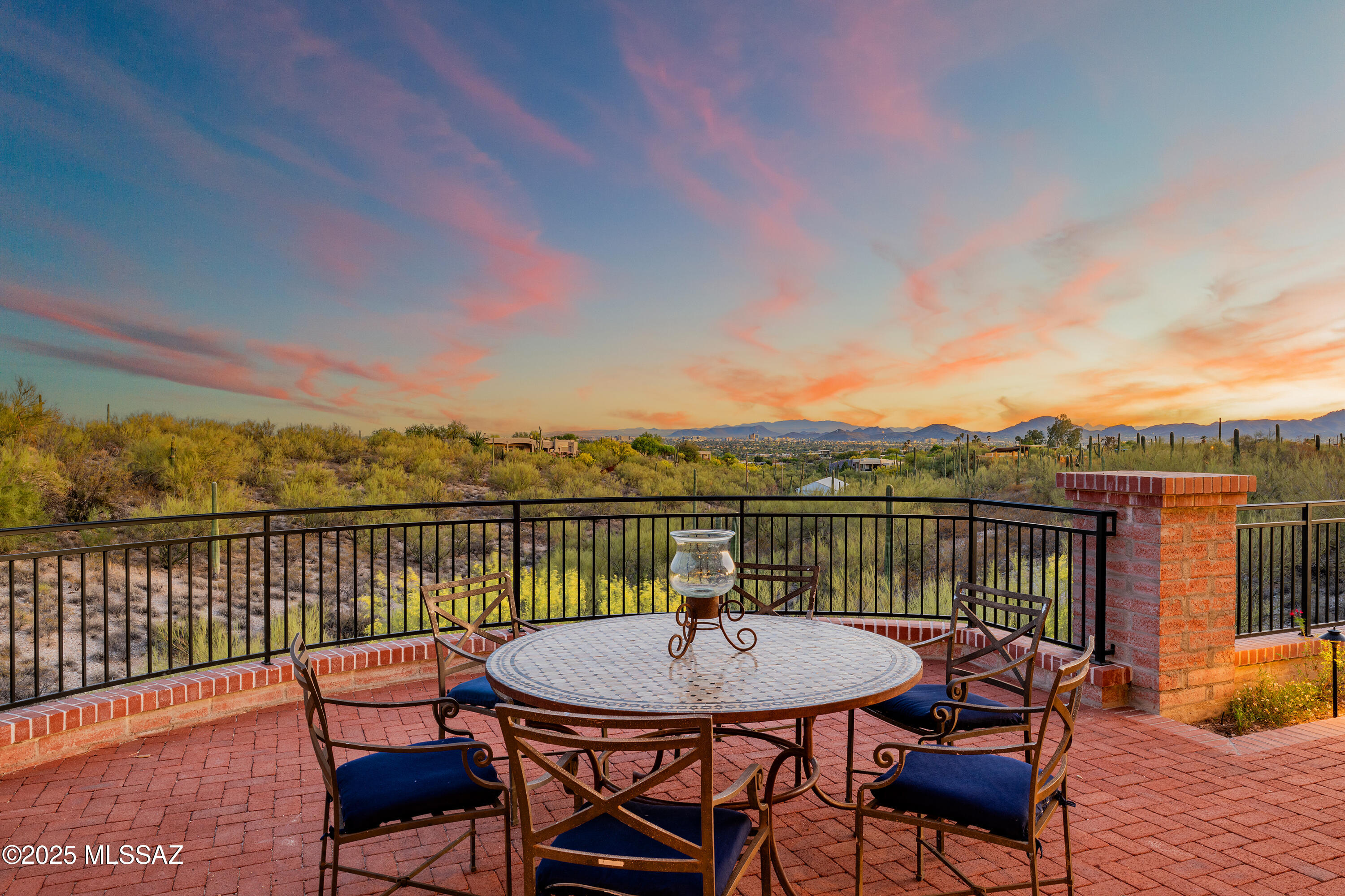 Quintana in the Catalina Foothills - Residential
