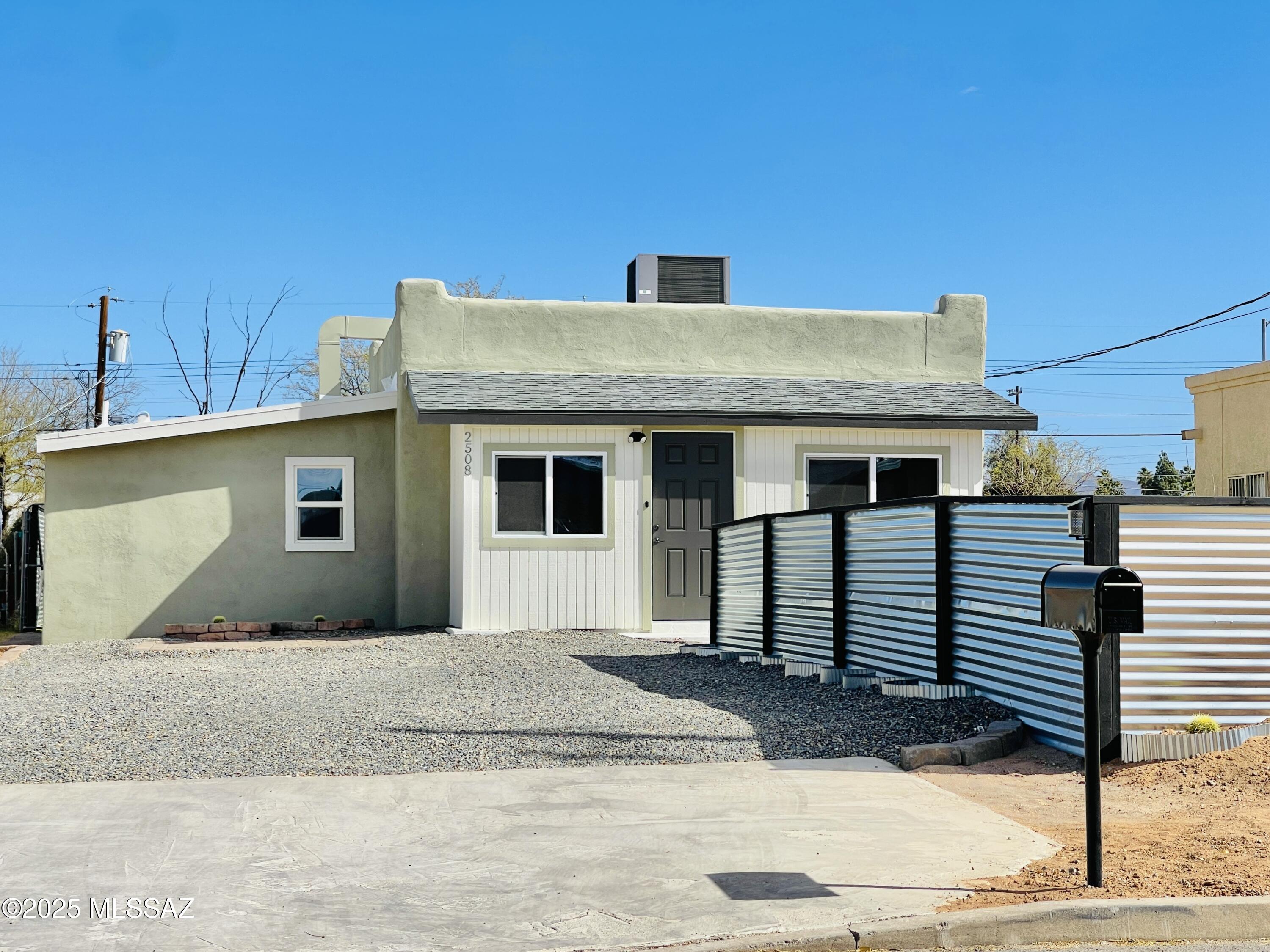 El Pasadena Tract - Residential Lease