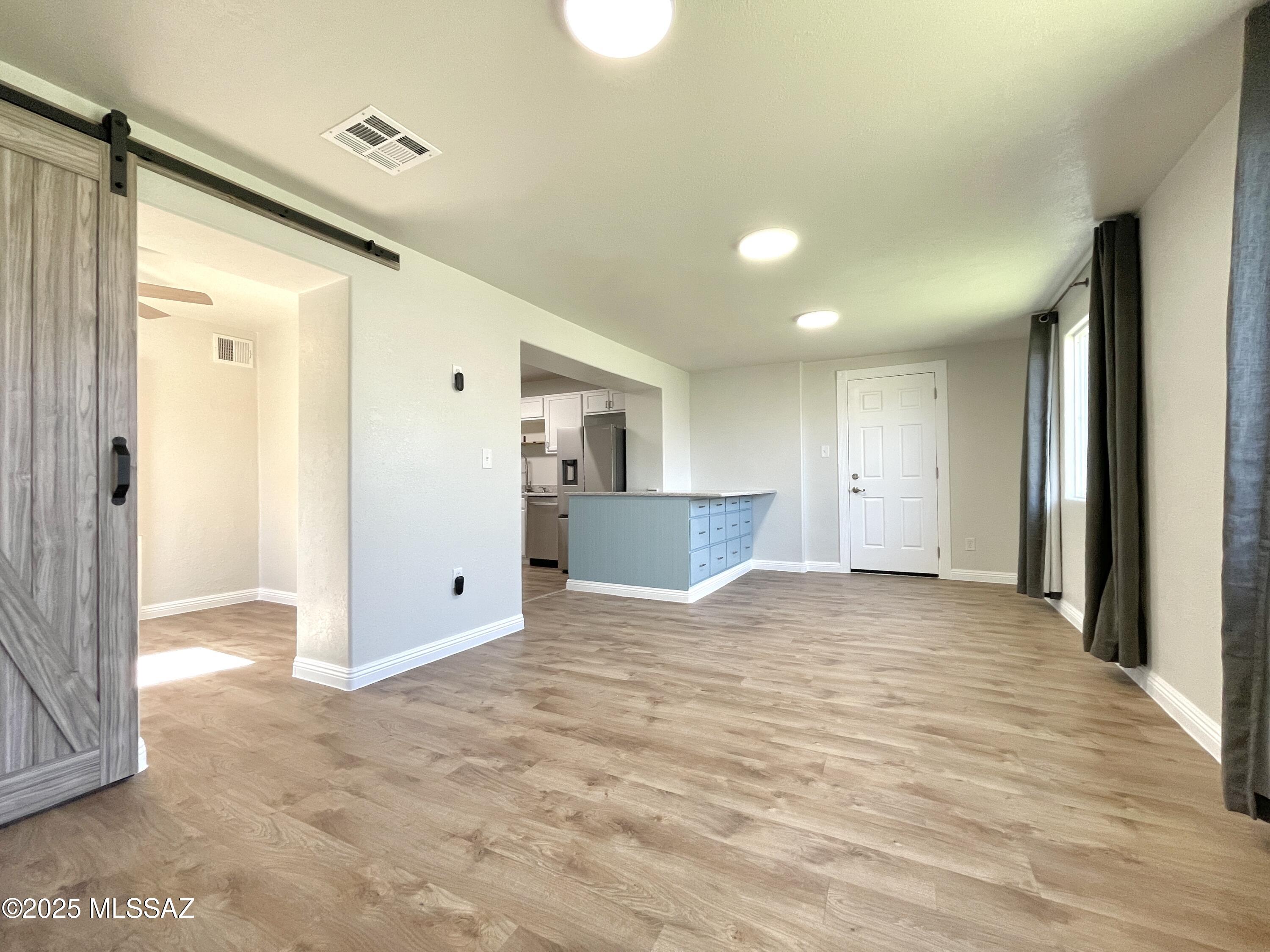 El Pasadena Tract - Residential Lease