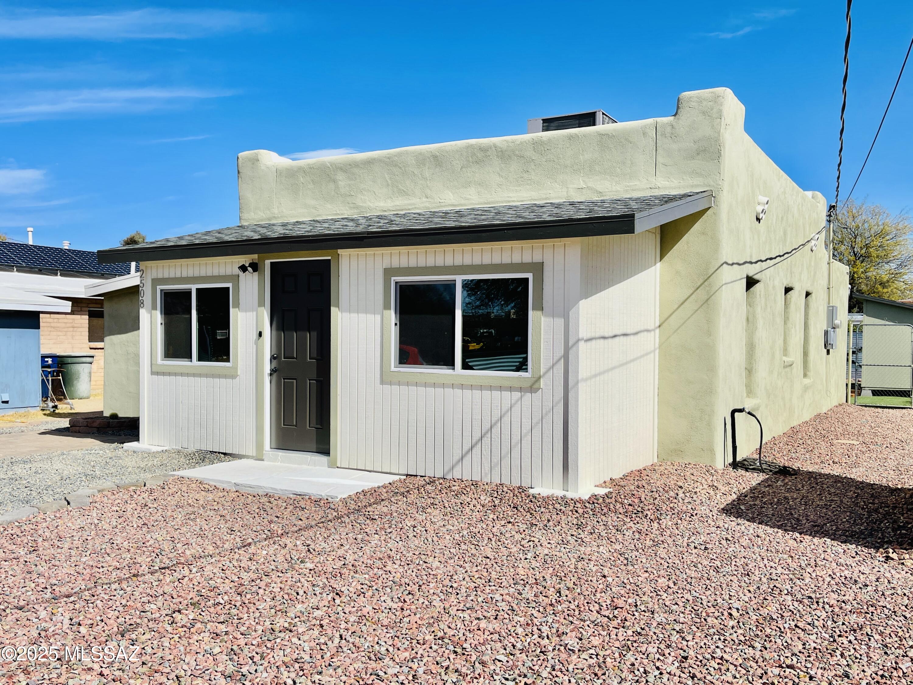 El Pasadena Tract - Residential Lease