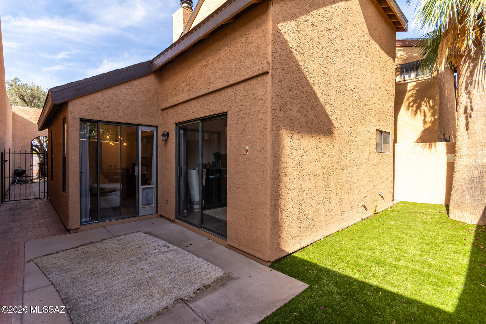 Casa Gallego (1-76) - Residential