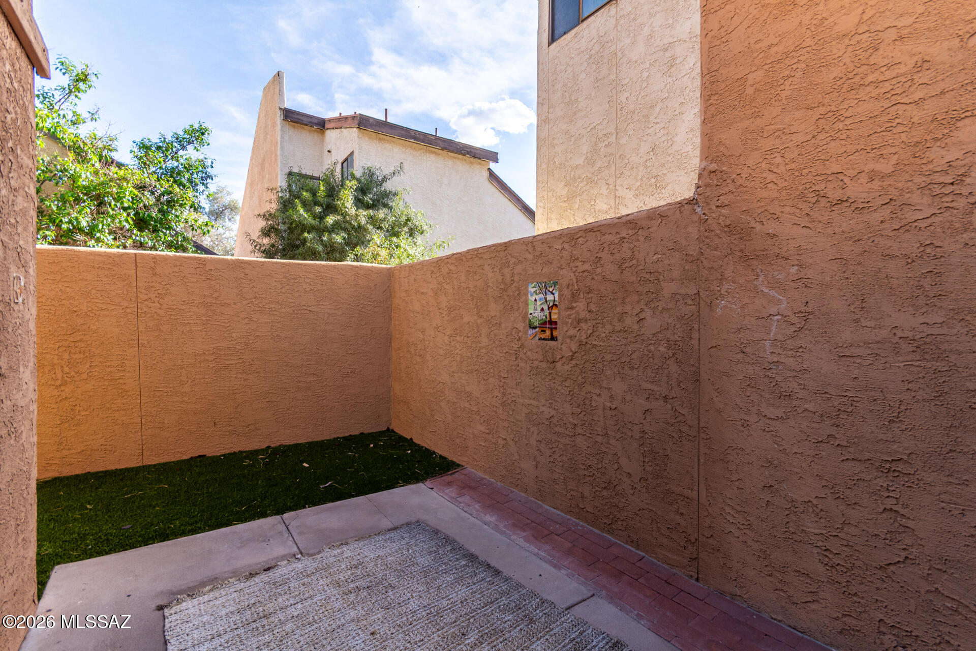 Casa Gallego (1-76) - Residential