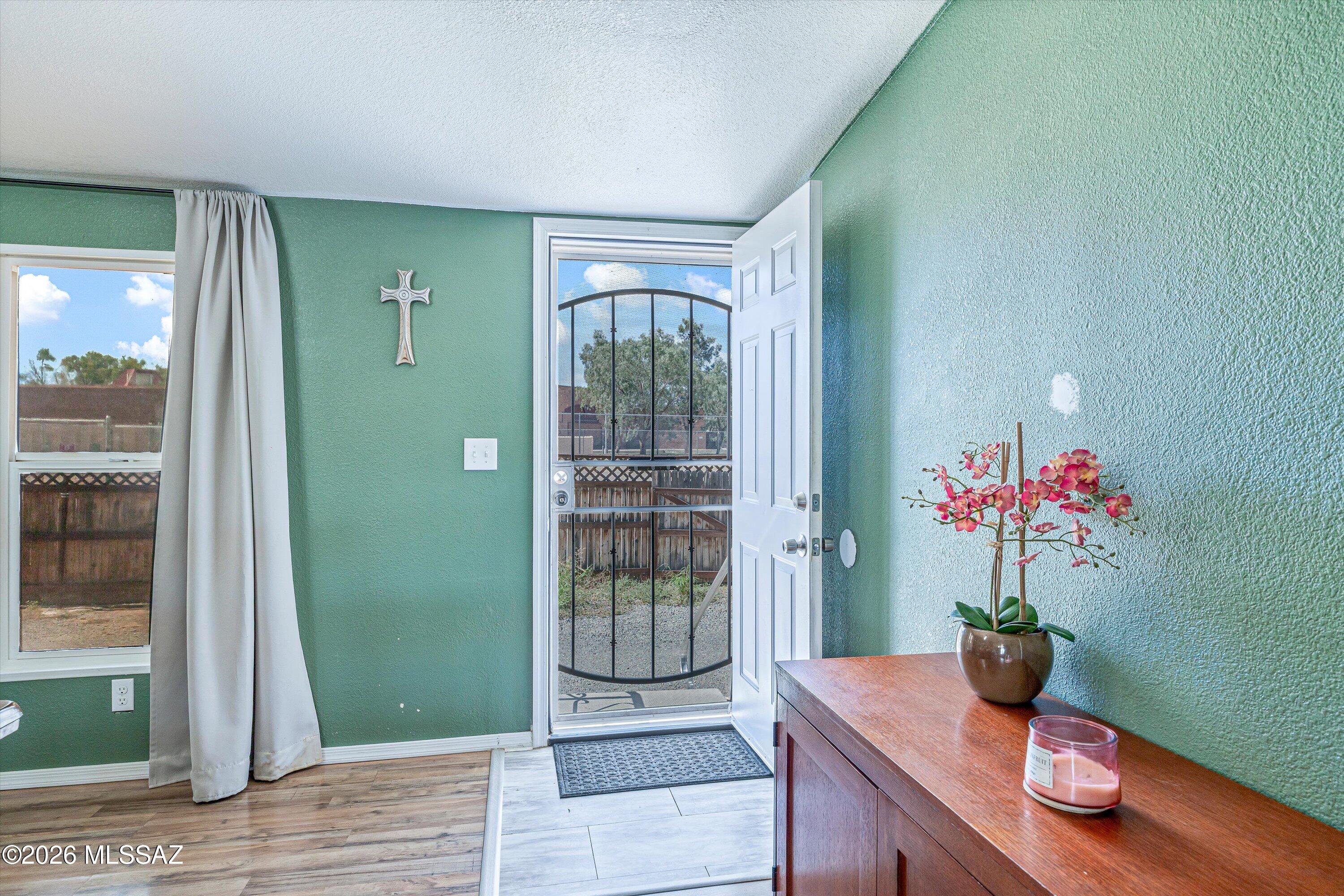 Sunland Gardens - Residential