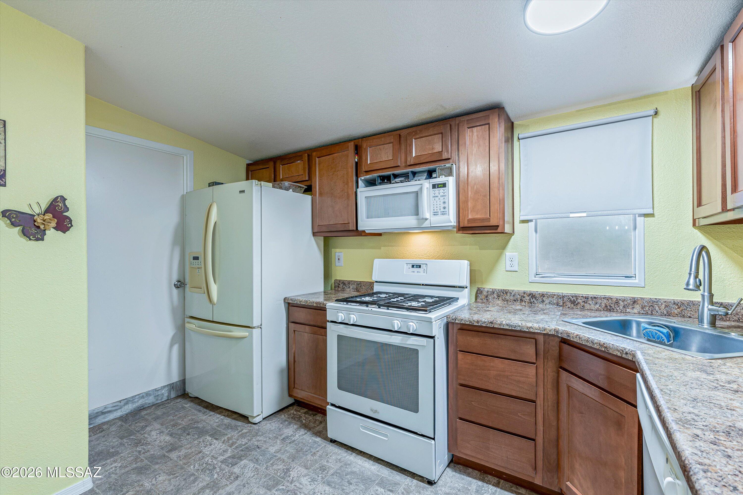 Sunland Gardens - Residential